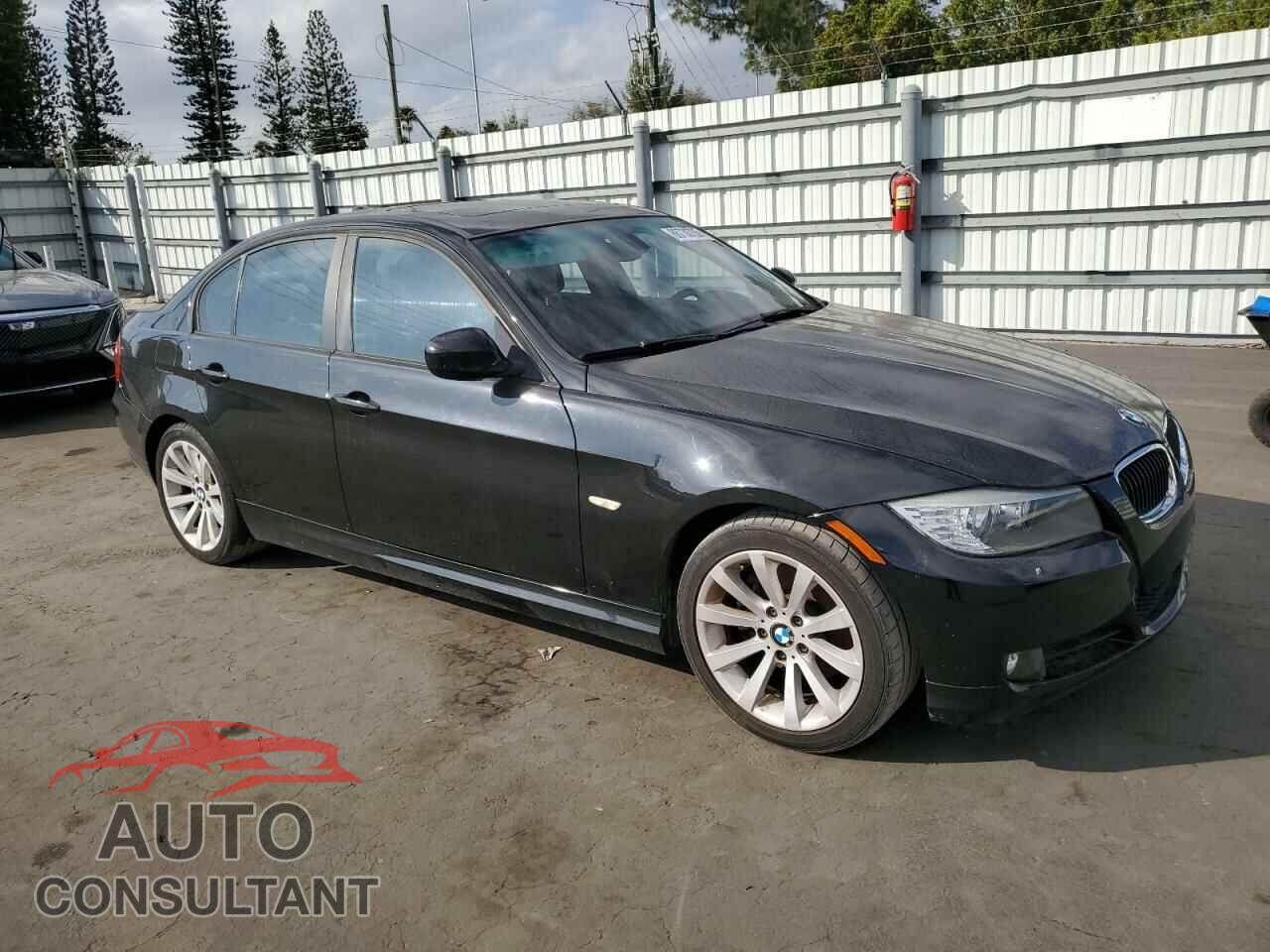 BMW 3 SERIES 2011 - WBAPH7C50BE680721