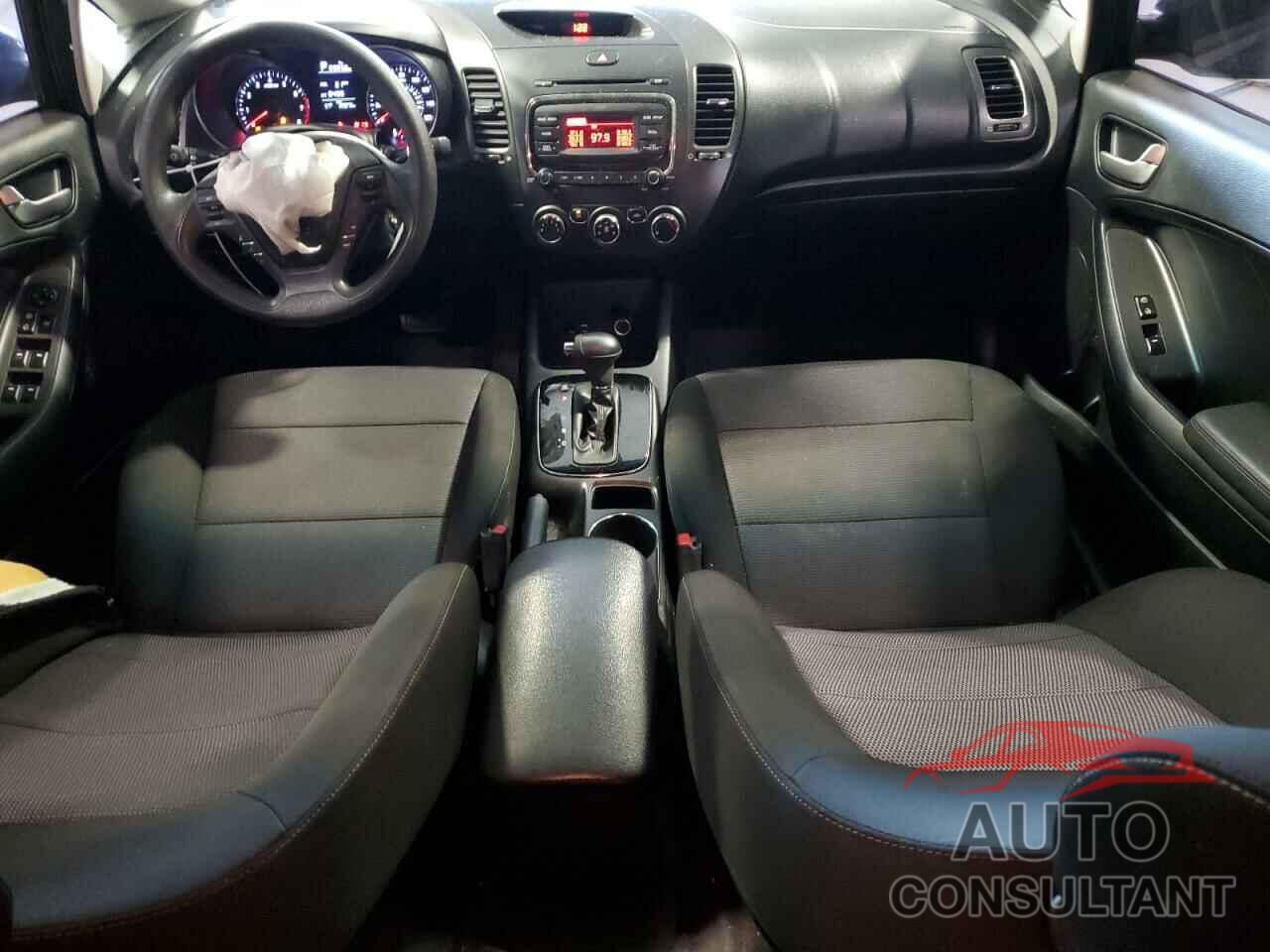 KIA FORTE 2017 - 3KPFK4A74HE160876