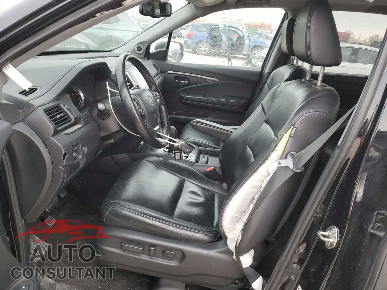 HONDA PILOT 2016 - 5FNYF6H53GB080104