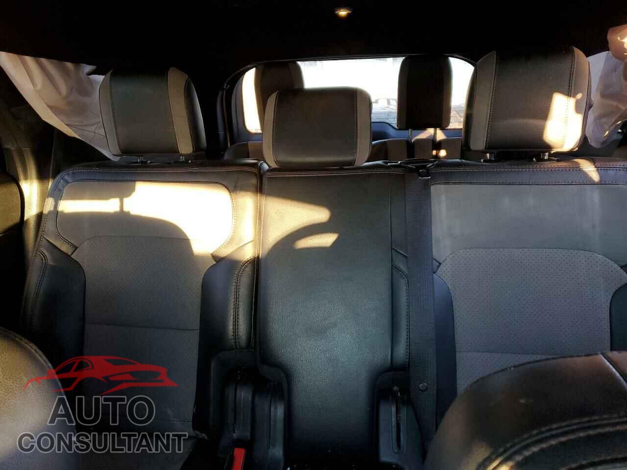 FORD EXPLORER 2017 - 1FM5K8D84HGD72602