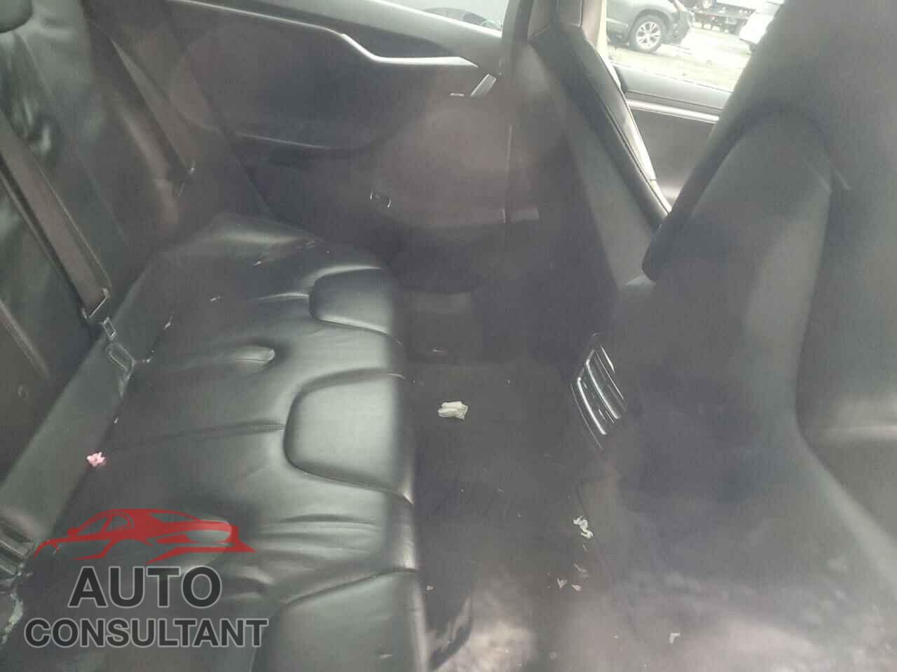 TESLA MODEL S 2013 - 5YJSA1AC9DFP10705