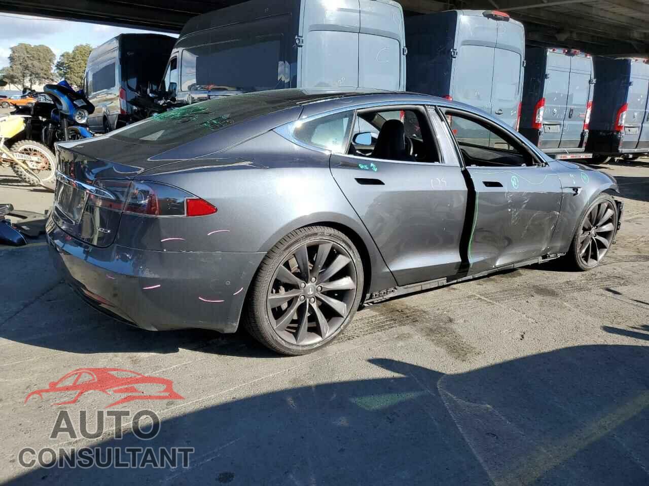 TESLA MODEL S 2016 - 5YJSA1E28GF152822