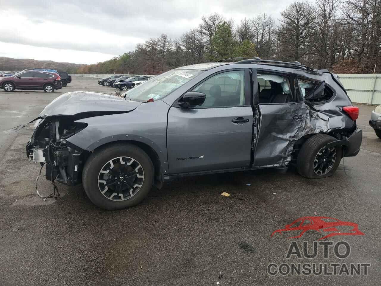 NISSAN PATHFINDER 2020 - 5N1DR2CM2LC643935