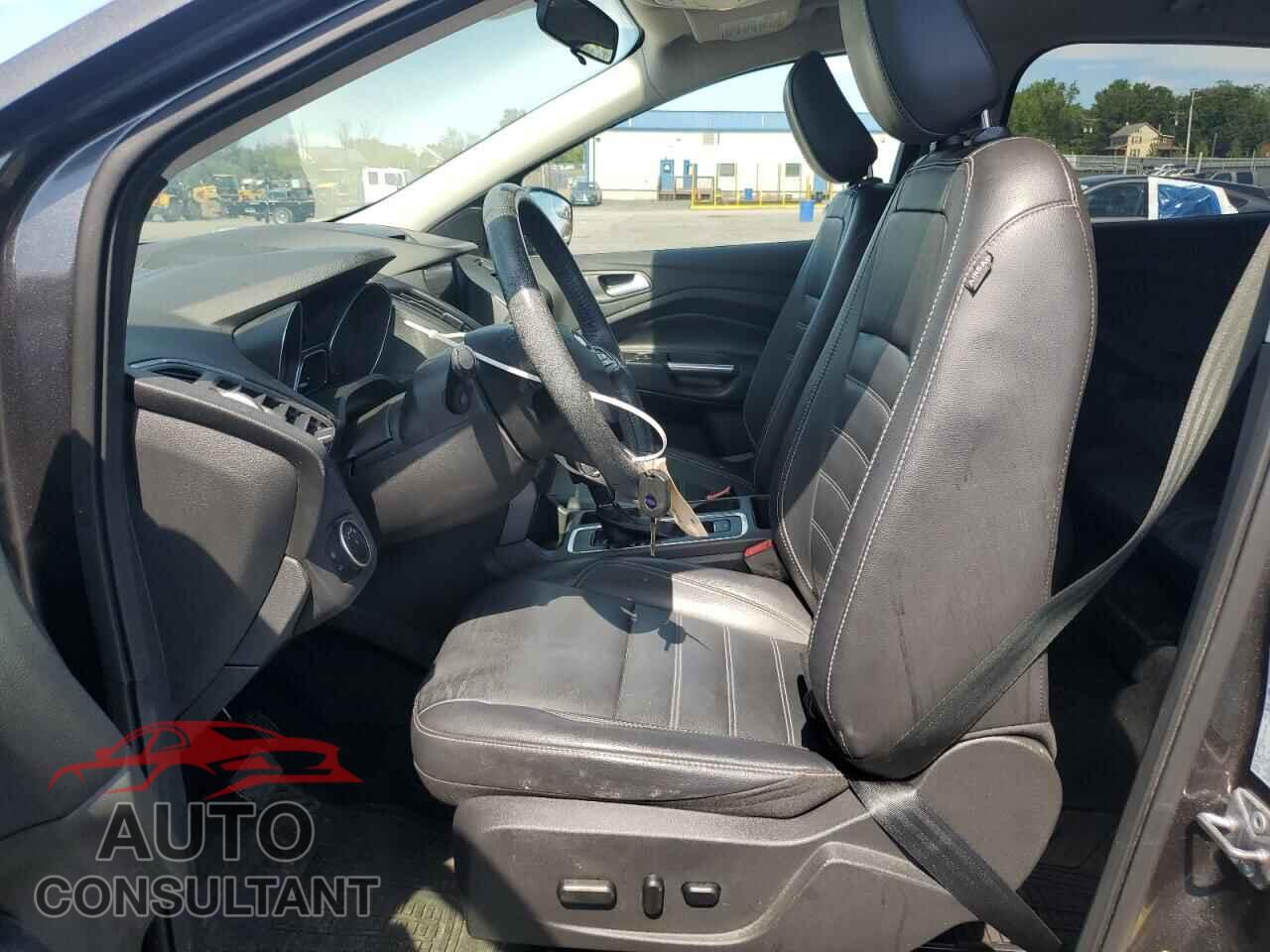 FORD ESCAPE 2018 - 1FMCU9HD3JUC99471