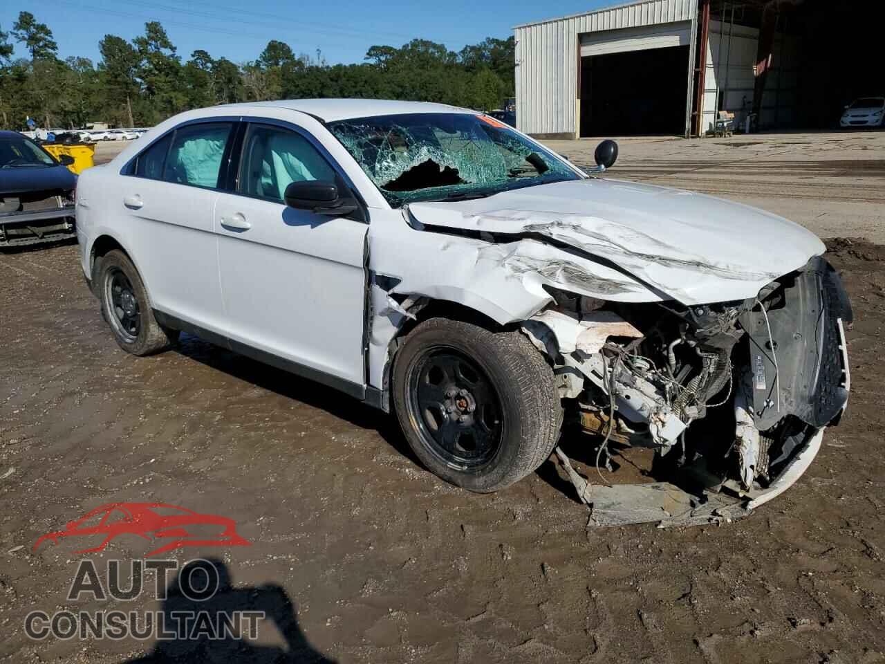 FORD TAURUS 2017 - 1FAHP2L87HG145704
