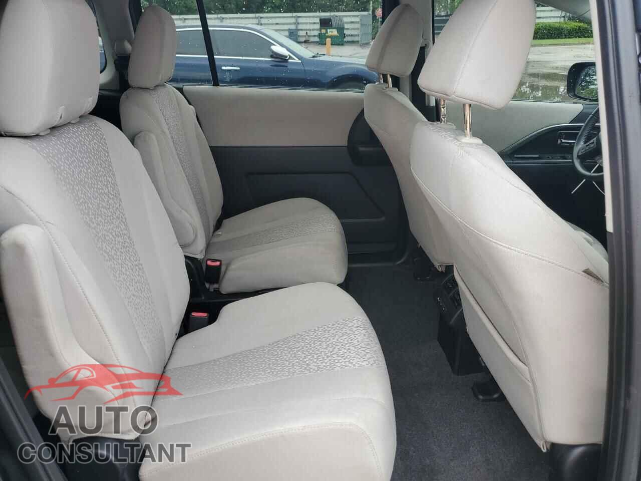 MAZDA 5 2012 - JM1CW2CL5C0110687