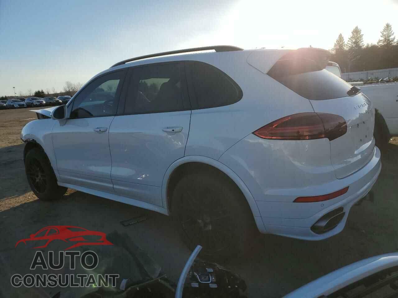 PORSCHE CAYENNE 2018 - WP1AA2A20JKA01473