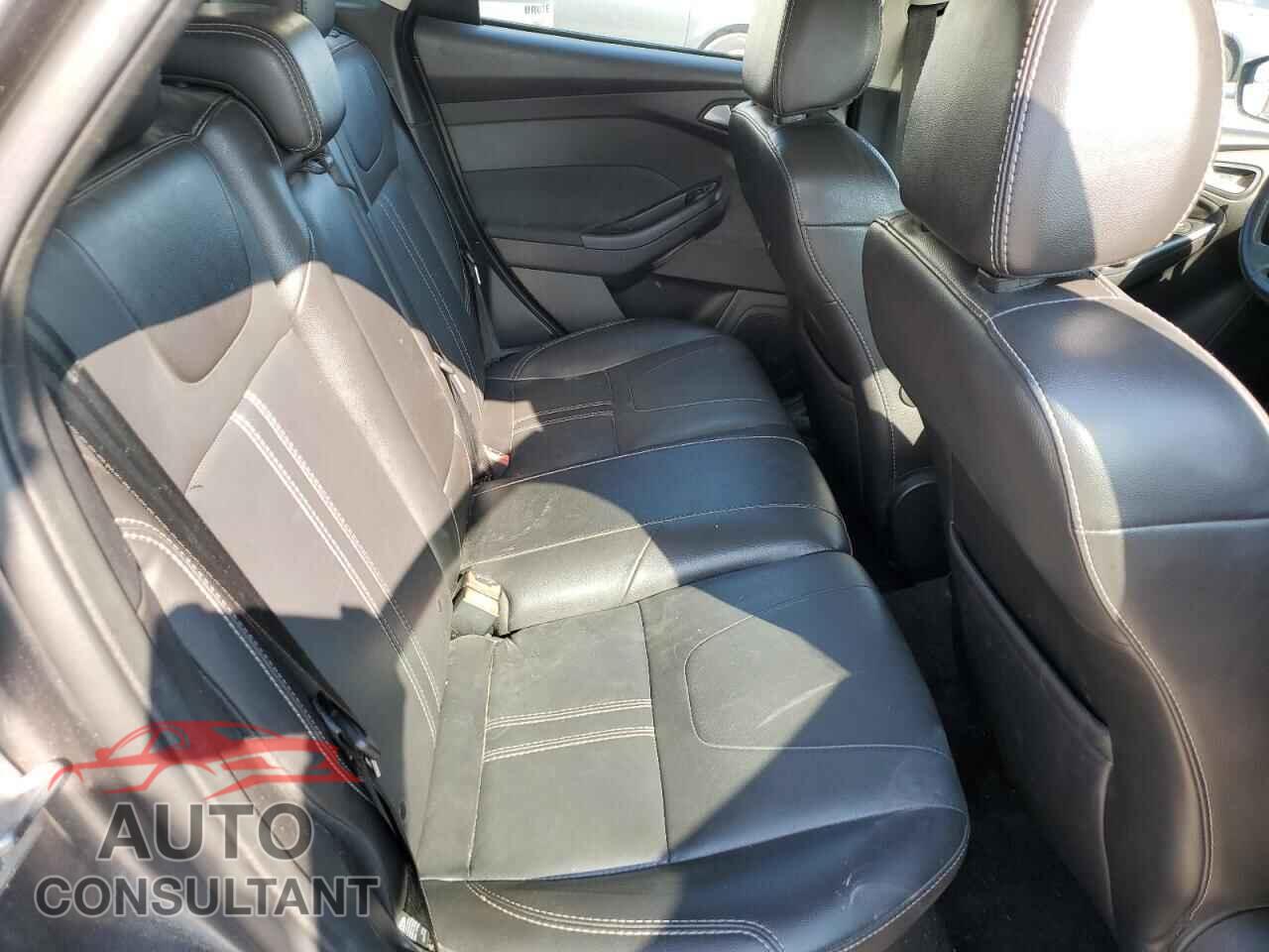 FORD FOCUS 2014 - 1FADP3N21EL204861