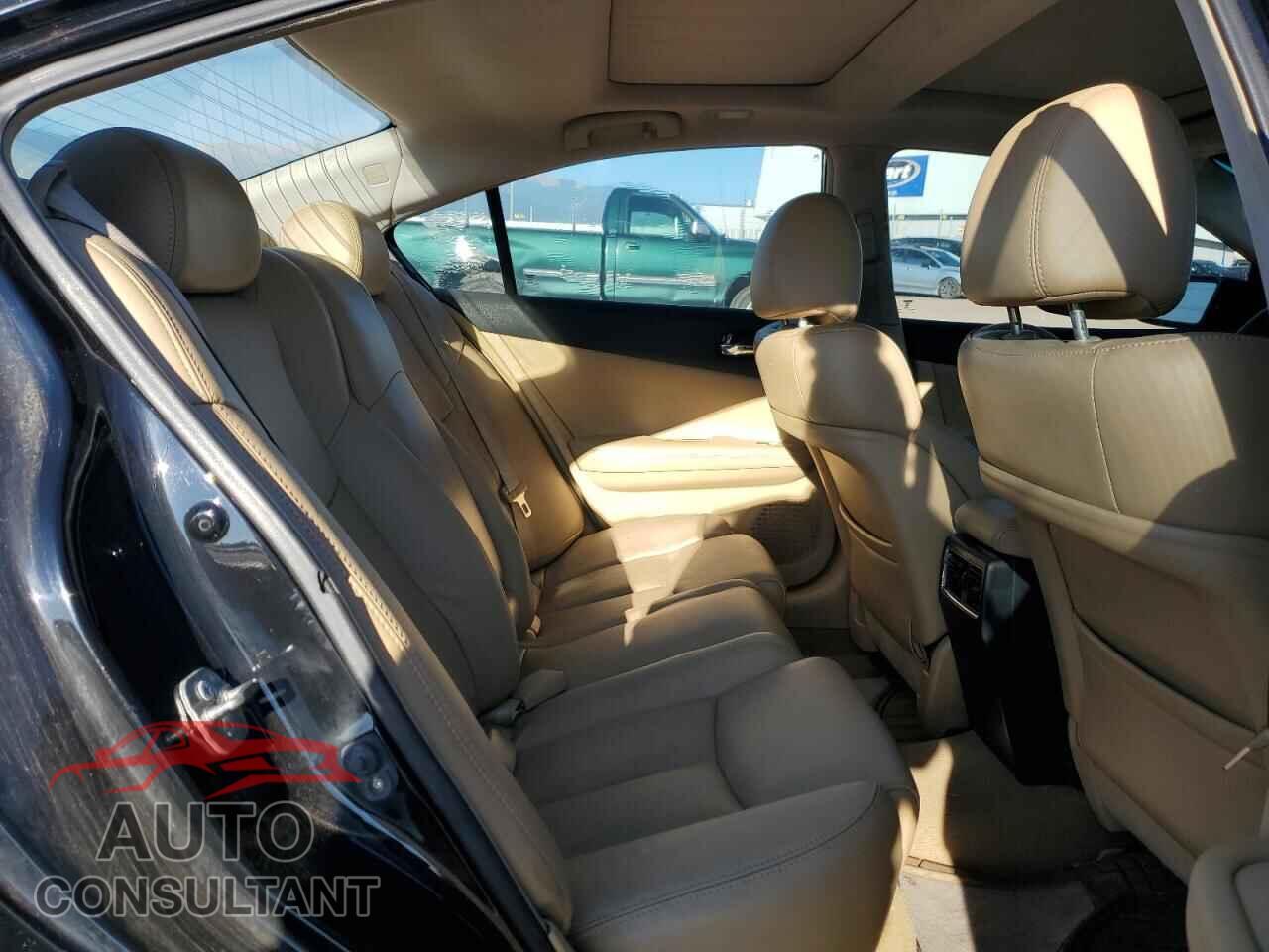 NISSAN MAXIMA 2011 - 1N4AA5AP3BC855132