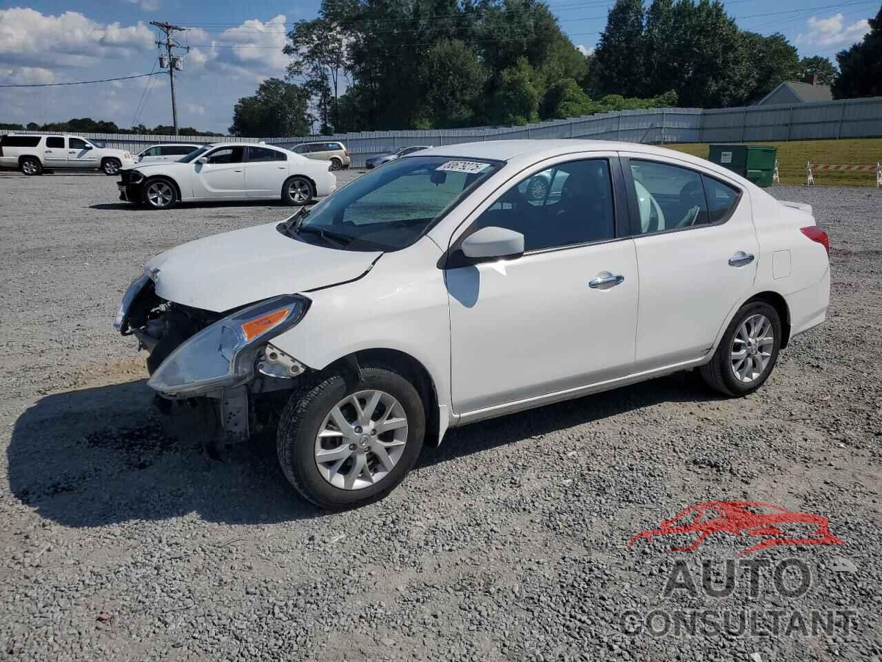 NISSAN VERSA 2017 - 3N1CN7AP8HL906093
