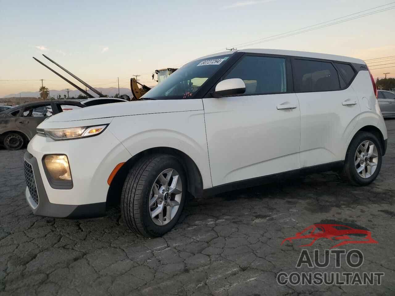 KIA SOUL 2021 - KNDJ23AUXM7138465