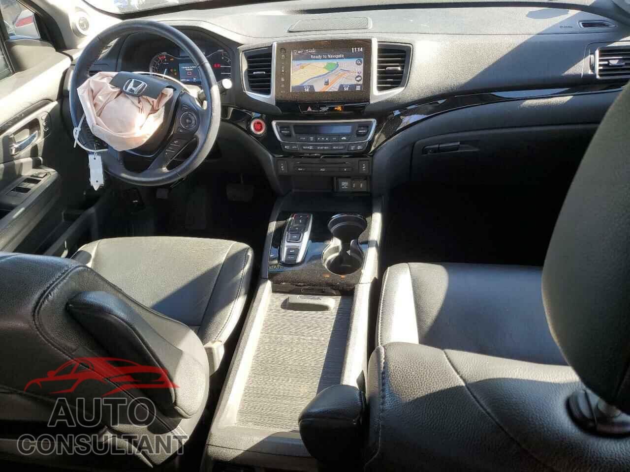 HONDA PILOT 2017 - 5FNYF6H92HB073620