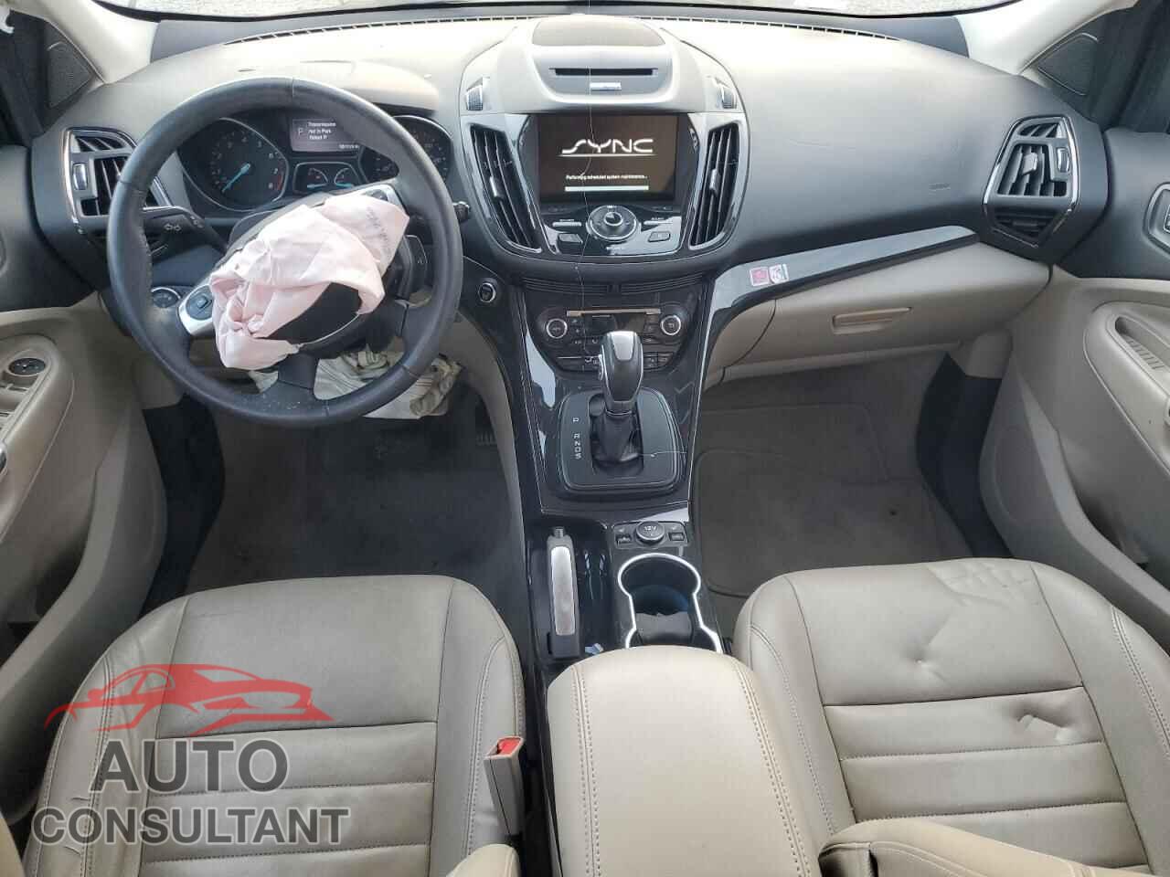 FORD ESCAPE 2014 - 1FMCU0J99EUD26745