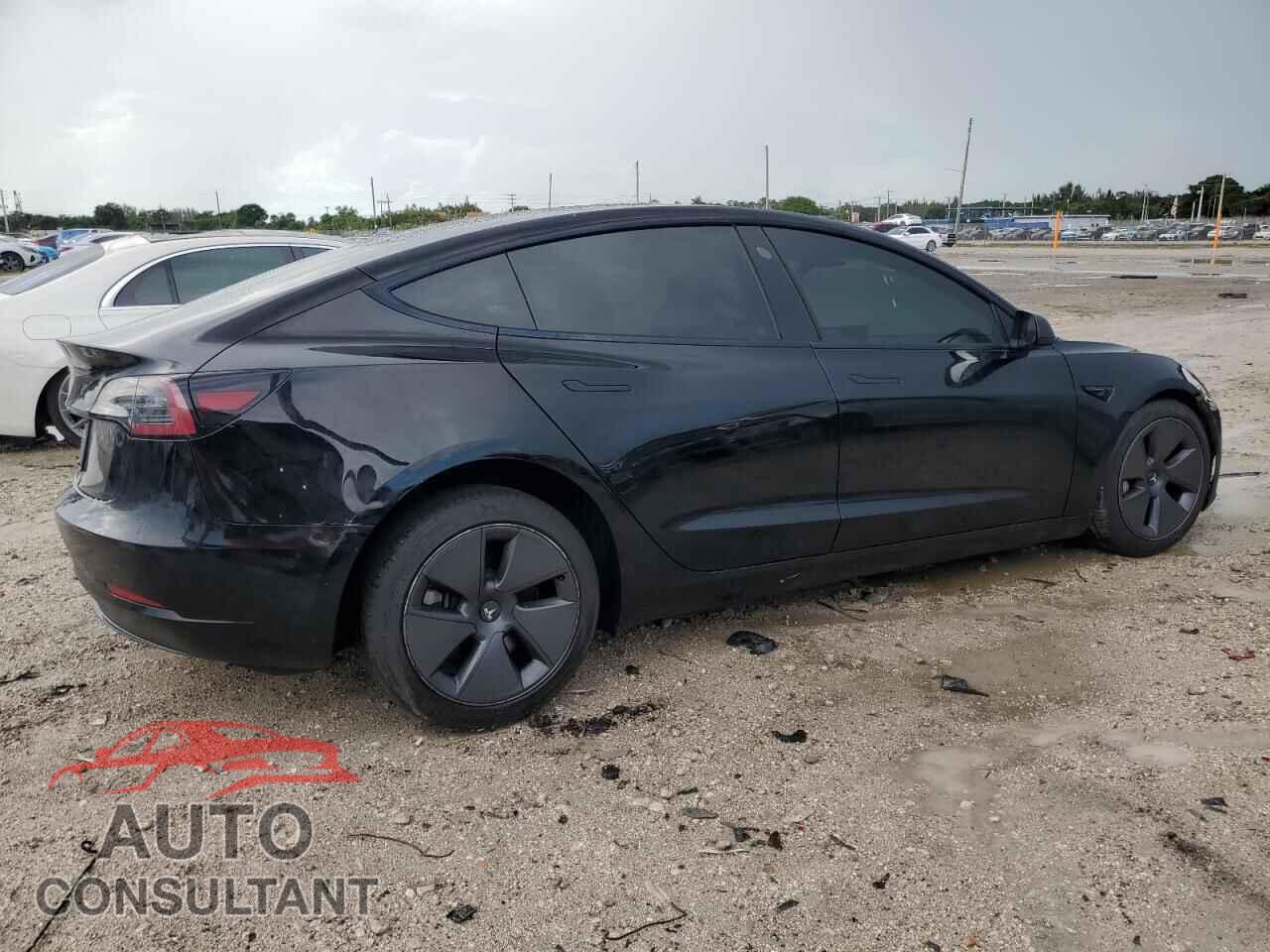 TESLA MODEL 3 2023 - 5YJ3E1EA5PF556158