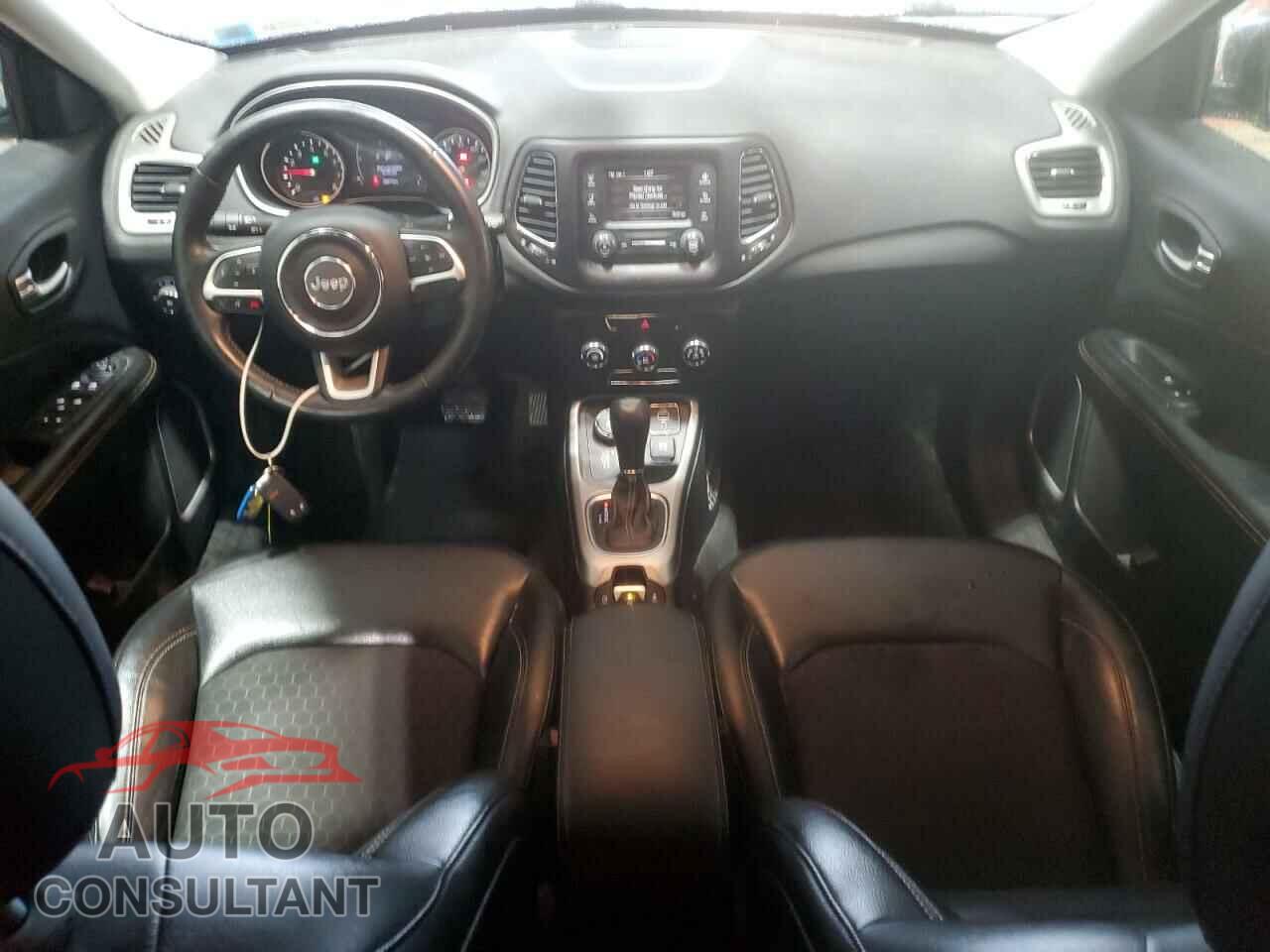 JEEP COMPASS 2018 - 3C4NJDBB9JT401978