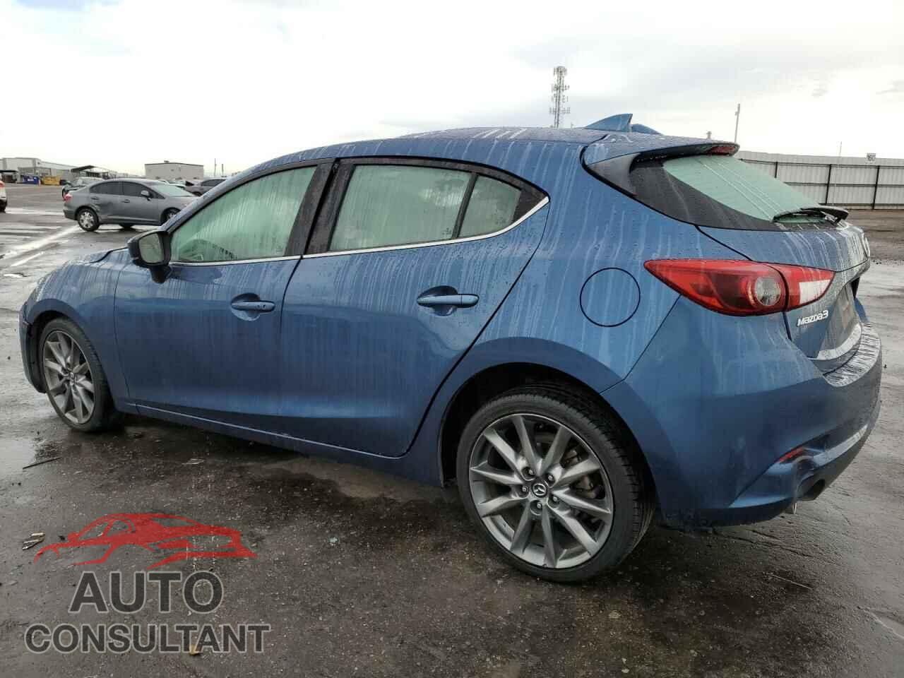 MAZDA 3 2018 - 3MZBN1M34JM160916