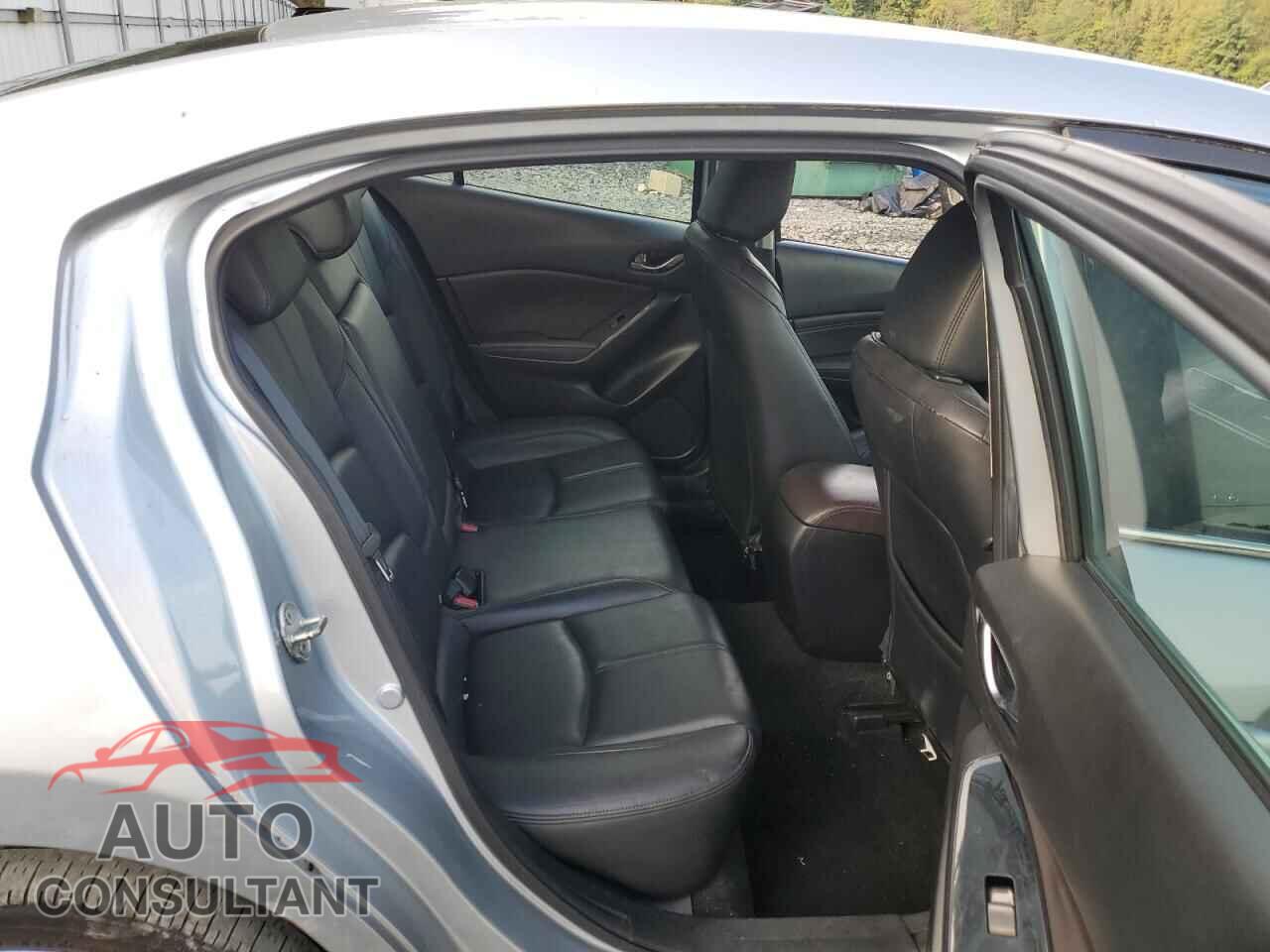 MAZDA 3 2017 - 3MZBN1V75HM118699