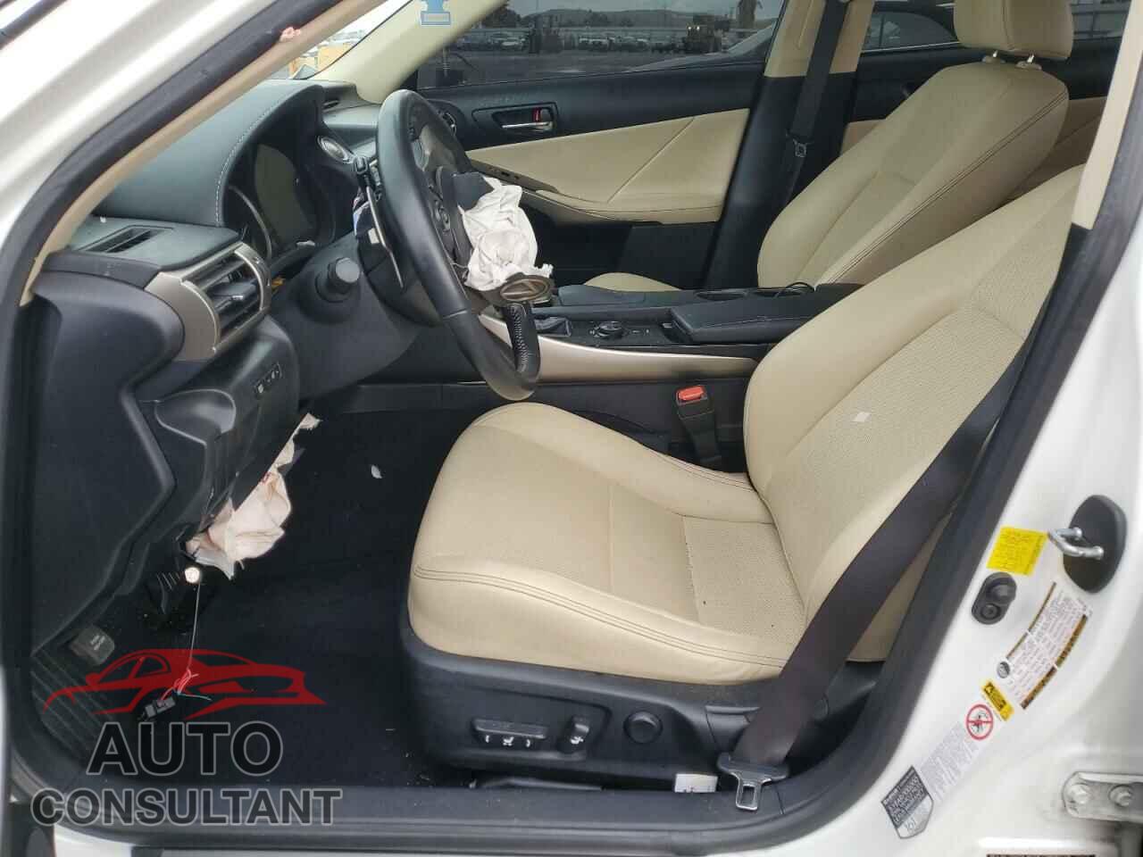 LEXUS IS 2014 - JTHBF1D29E5024766