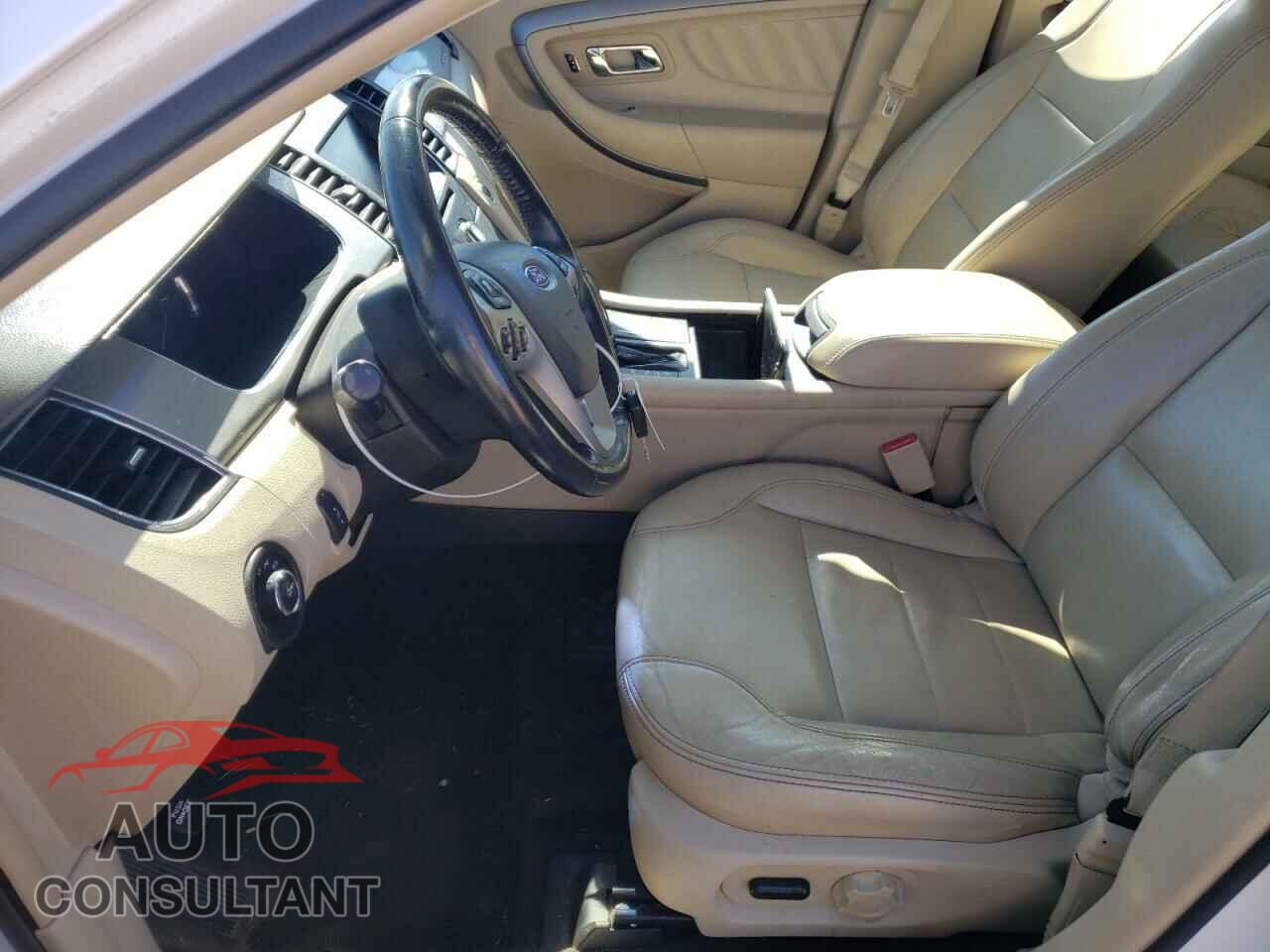 FORD TAURUS 2013 - 1FAHP2E84DG192809