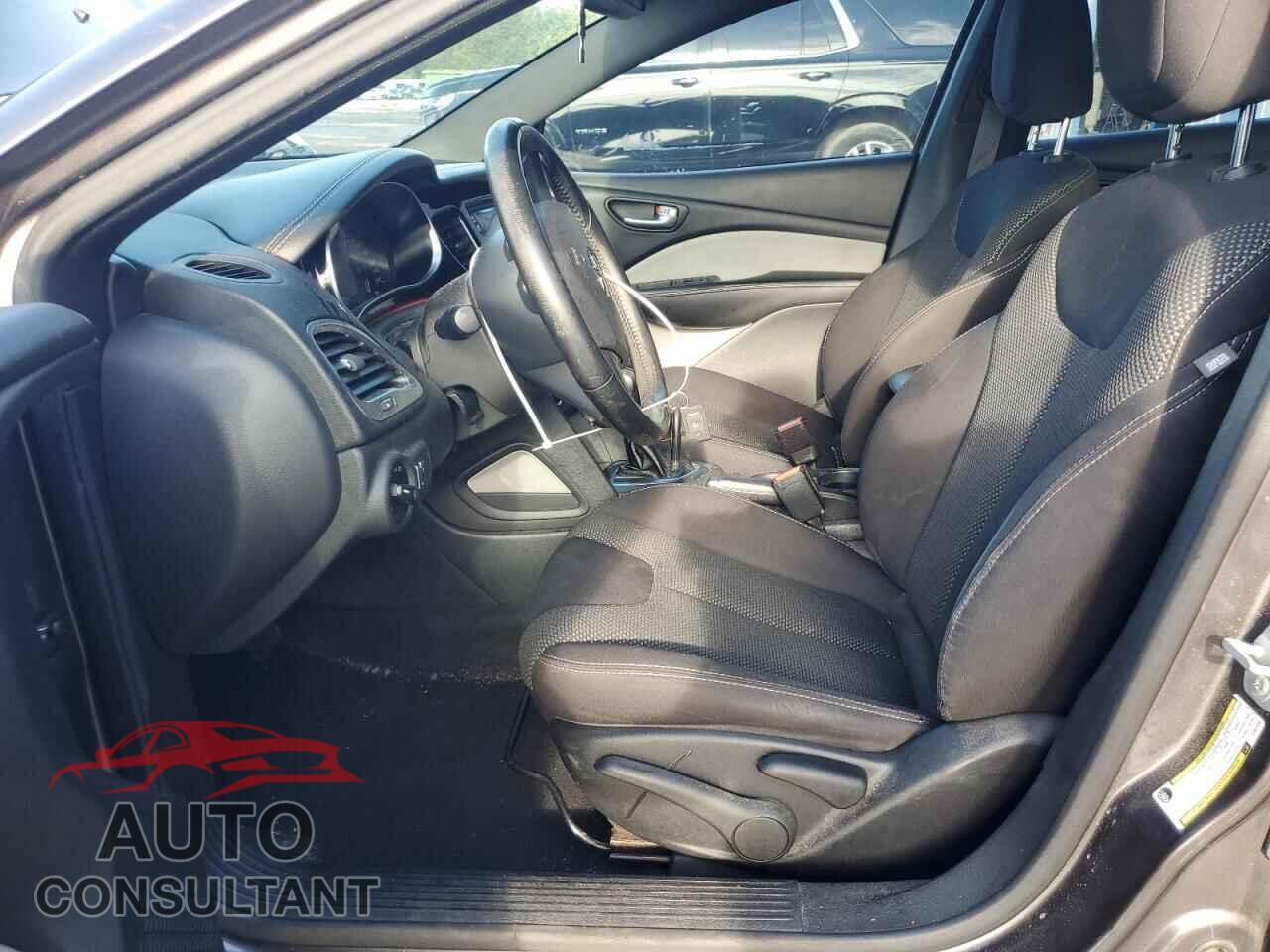 DODGE DART 2014 - 1C3CDFBB8ED927593