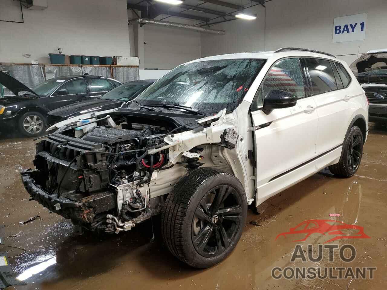 VOLKSWAGEN TIGUAN 2024 - 3VV8B7AXXRM025422