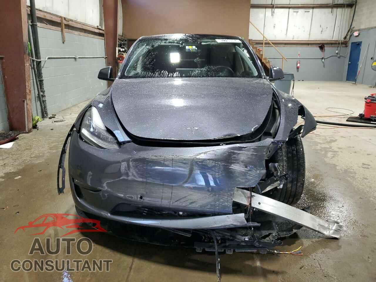 TESLA MODEL Y 2022 - 7SAYGDEE7NF481001