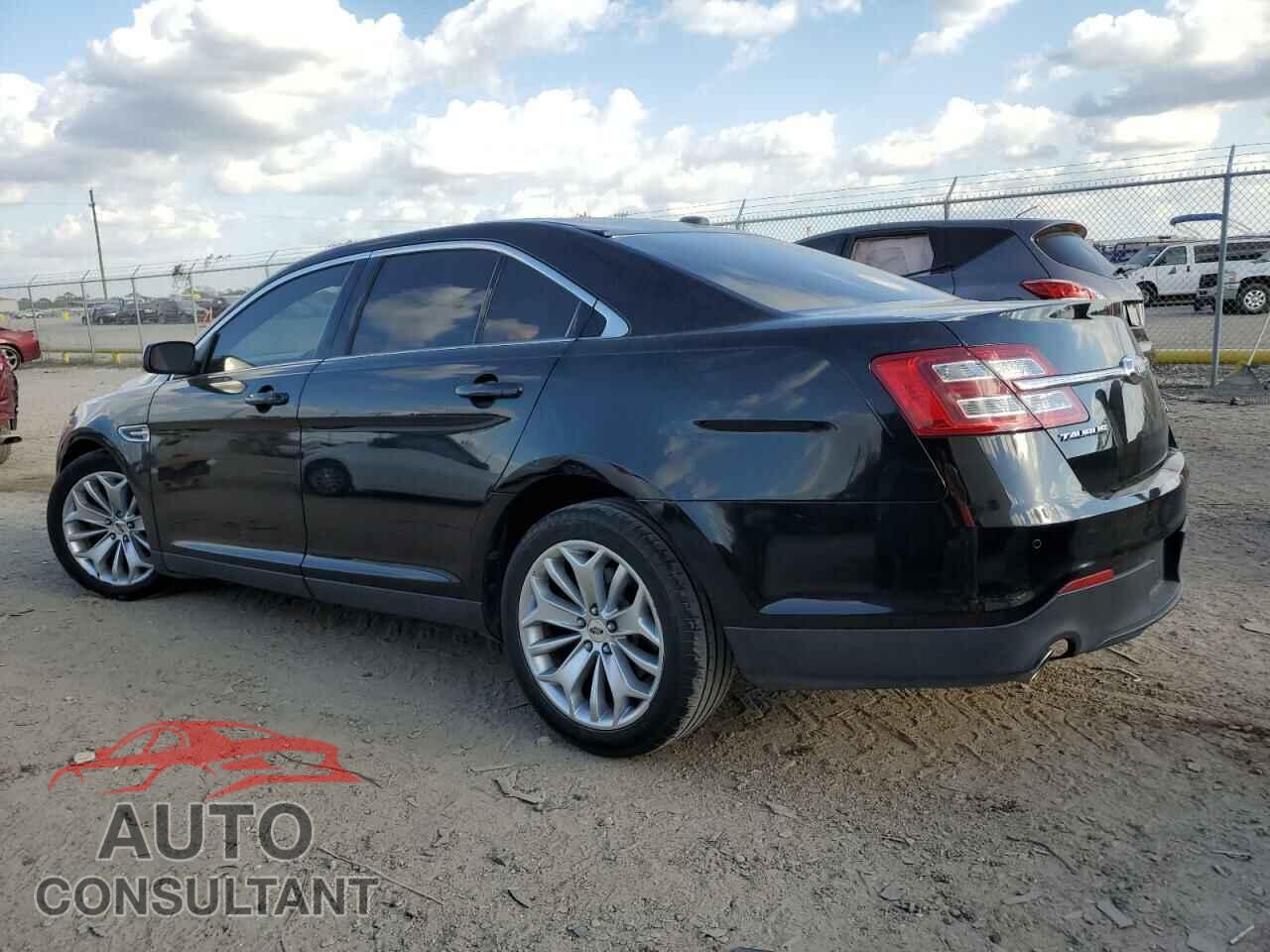 FORD TAURUS 2017 - 1FAHP2F80HG102205