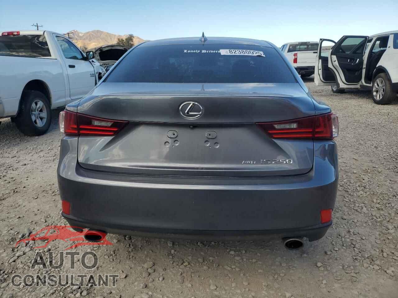 LEXUS IS 2015 - JTHCF1D26F5027064