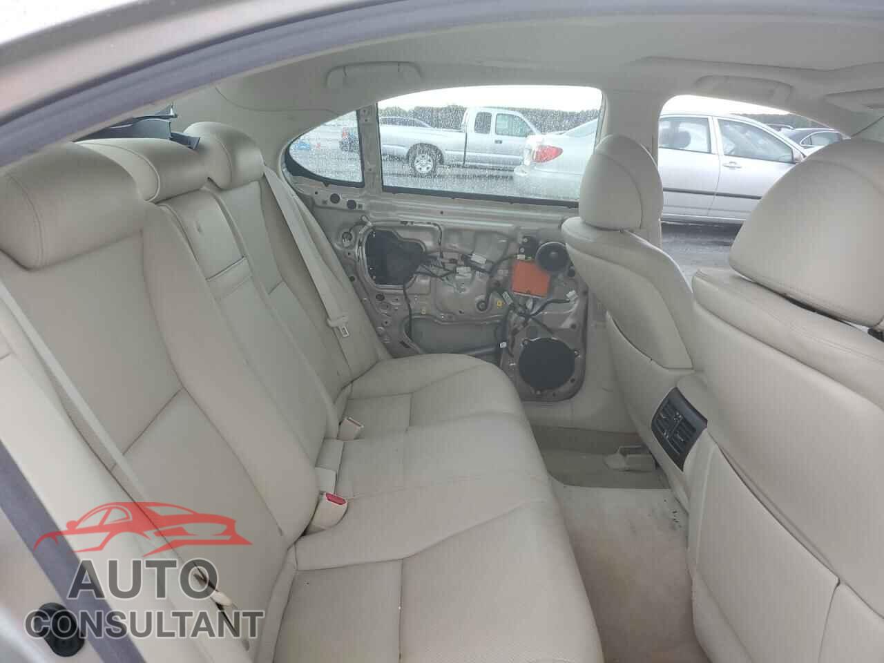 LEXUS LS460 2011 - JTHCL5EF6B5011281