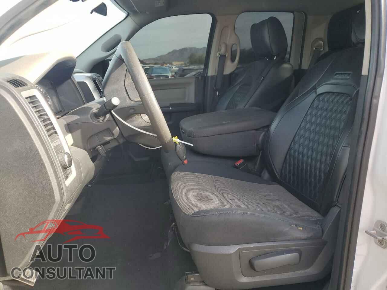 DODGE RAM 1500 2012 - 1C6RD6GP4CS291815