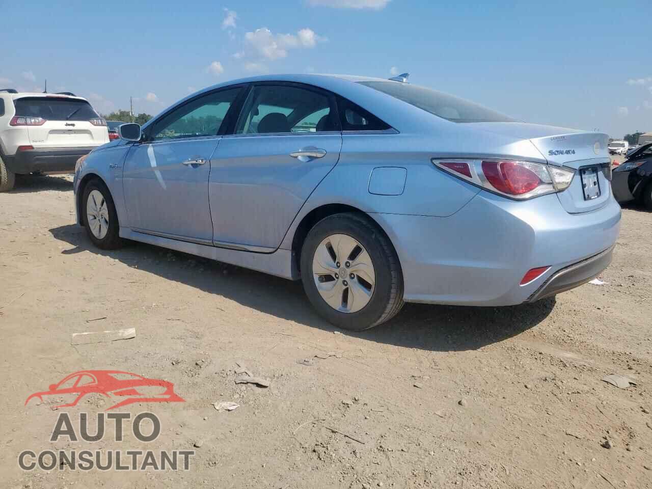 HYUNDAI SONATA 2013 - KMHEC4A42DA076546