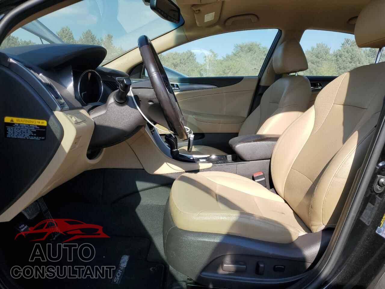 HYUNDAI SONATA 2013 - KMHEC4A41DA097145