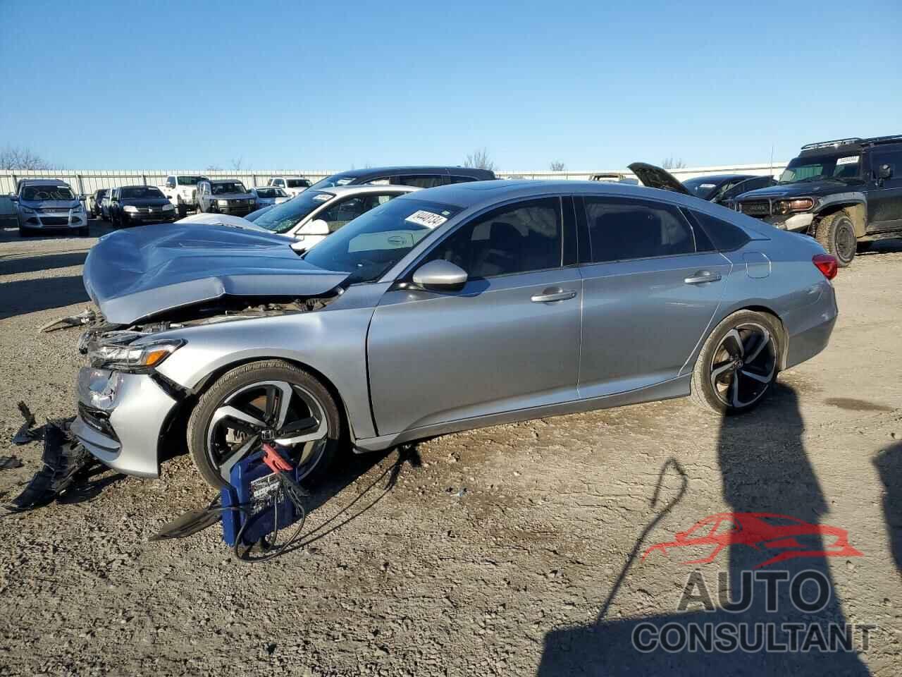 HONDA ACCORD 2018 - 1HGCV2F32JA052089