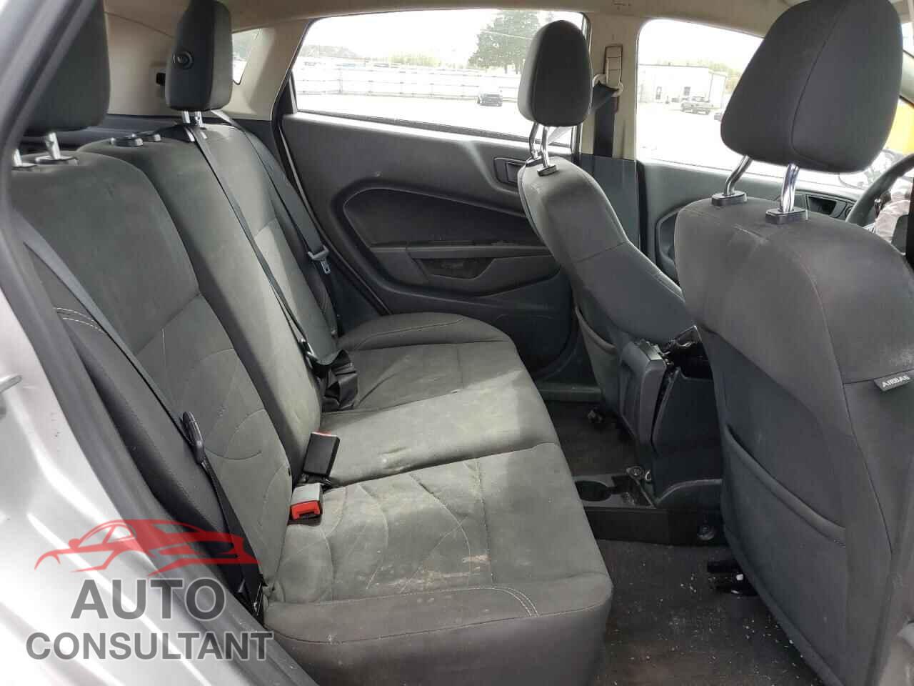 FORD FIESTA 2017 - 3FADP4EJ0HM135984