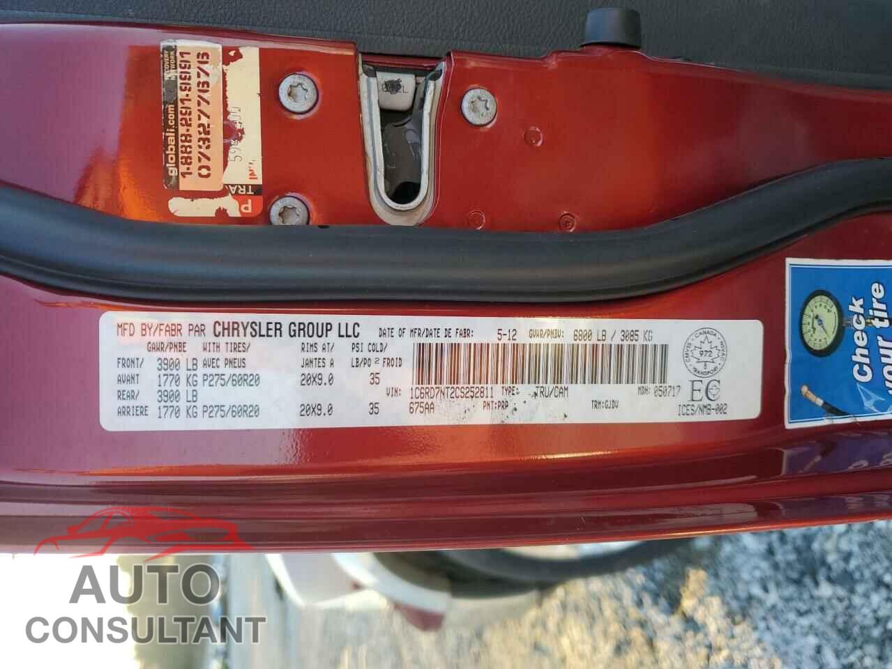 DODGE RAM 1500 2012 - 1C6RD7NT2CS252811