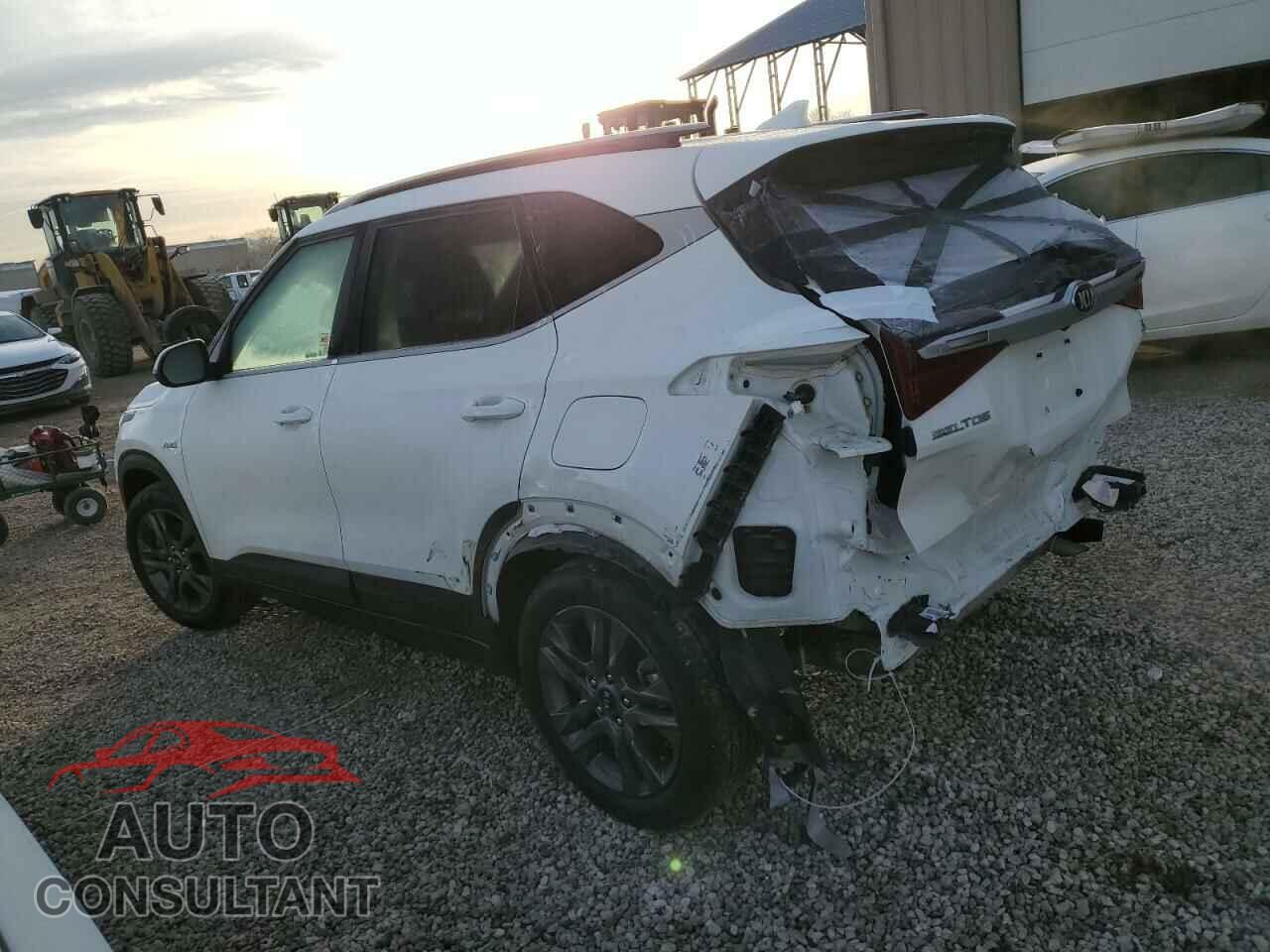 KIA SELTOS 2021 - KNDEUCAA7M7174518