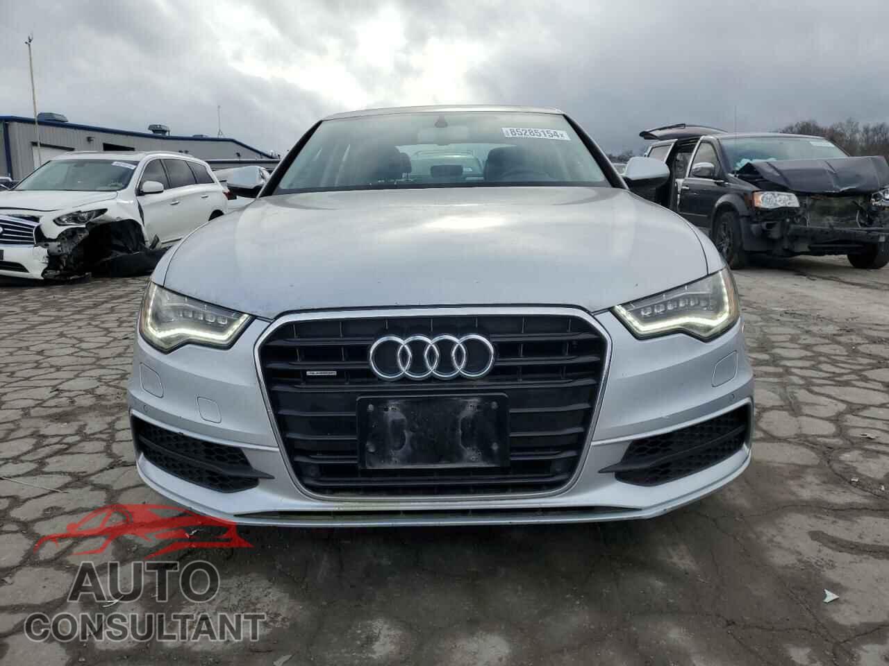 AUDI A6 2013 - WAUHGAFCXDN067152