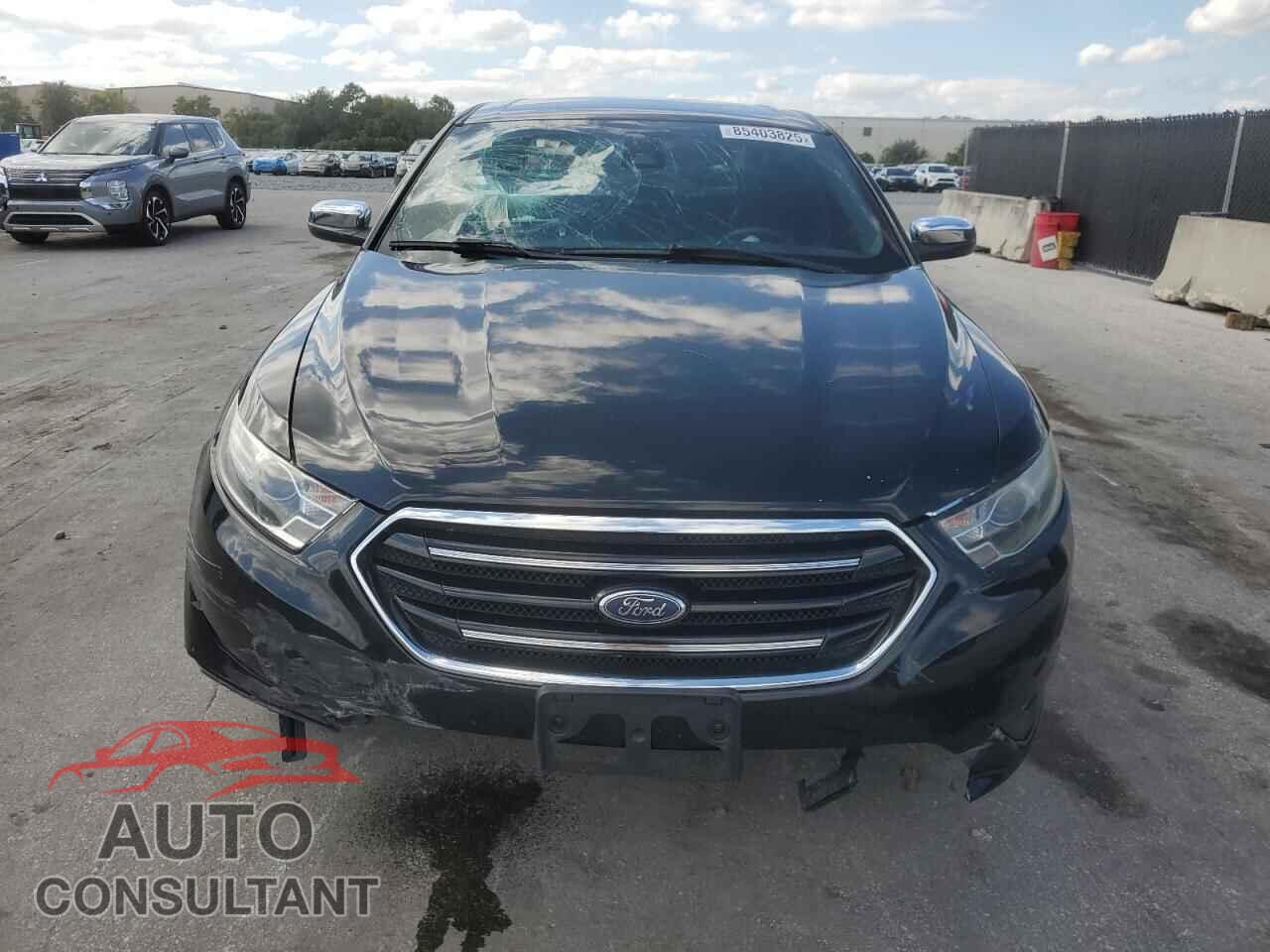 FORD TAURUS 2017 - 1FAHP2F89HG127460