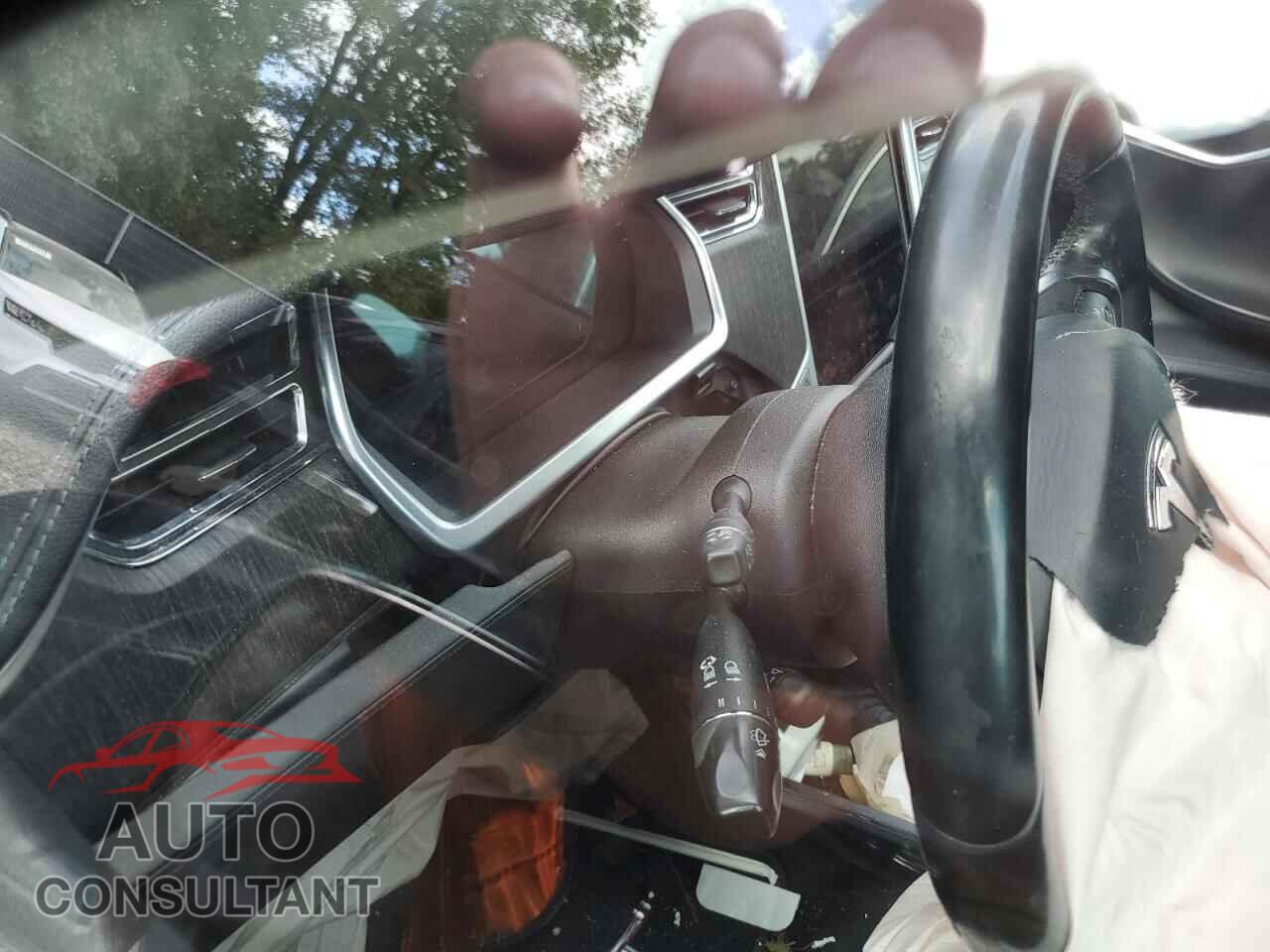 TESLA MODEL S 2012 - 5YJSA1DP8CFP02351