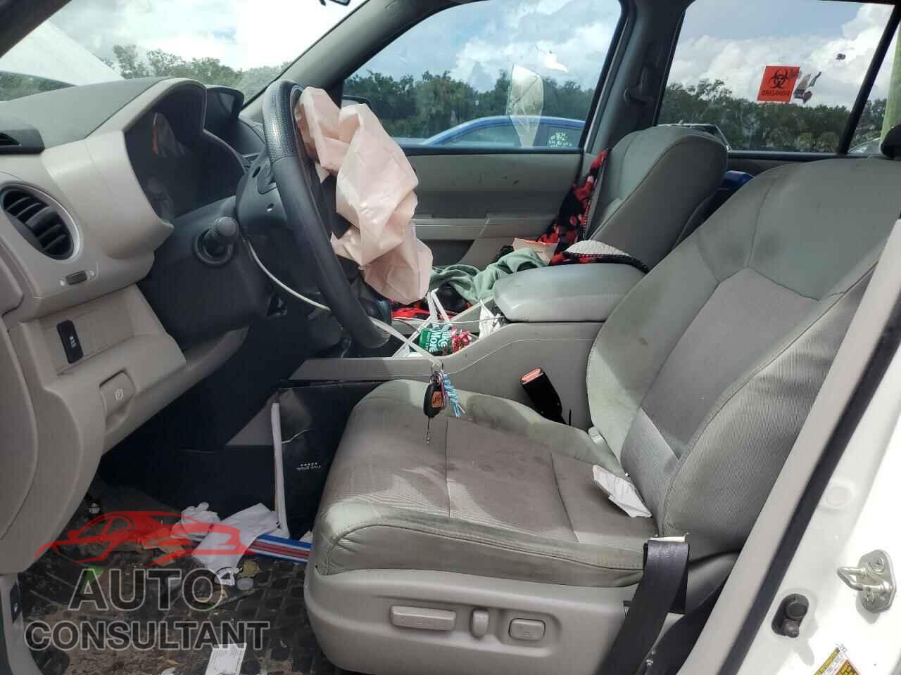 HONDA PILOT 2013 - 5FNYF3H45DB040852