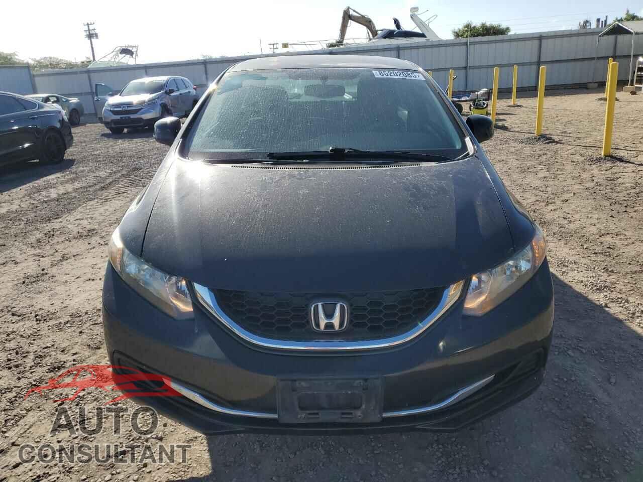 HONDA CIVIC 2013 - 2HGFB2F57DH552360
