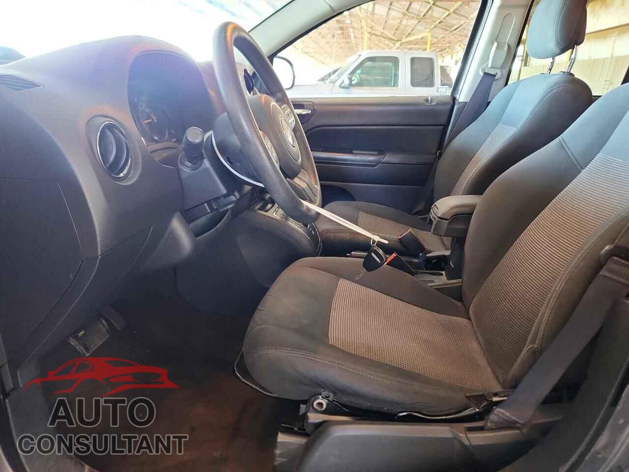 JEEP COMPASS 2015 - 1C4NJCBAXFD250387