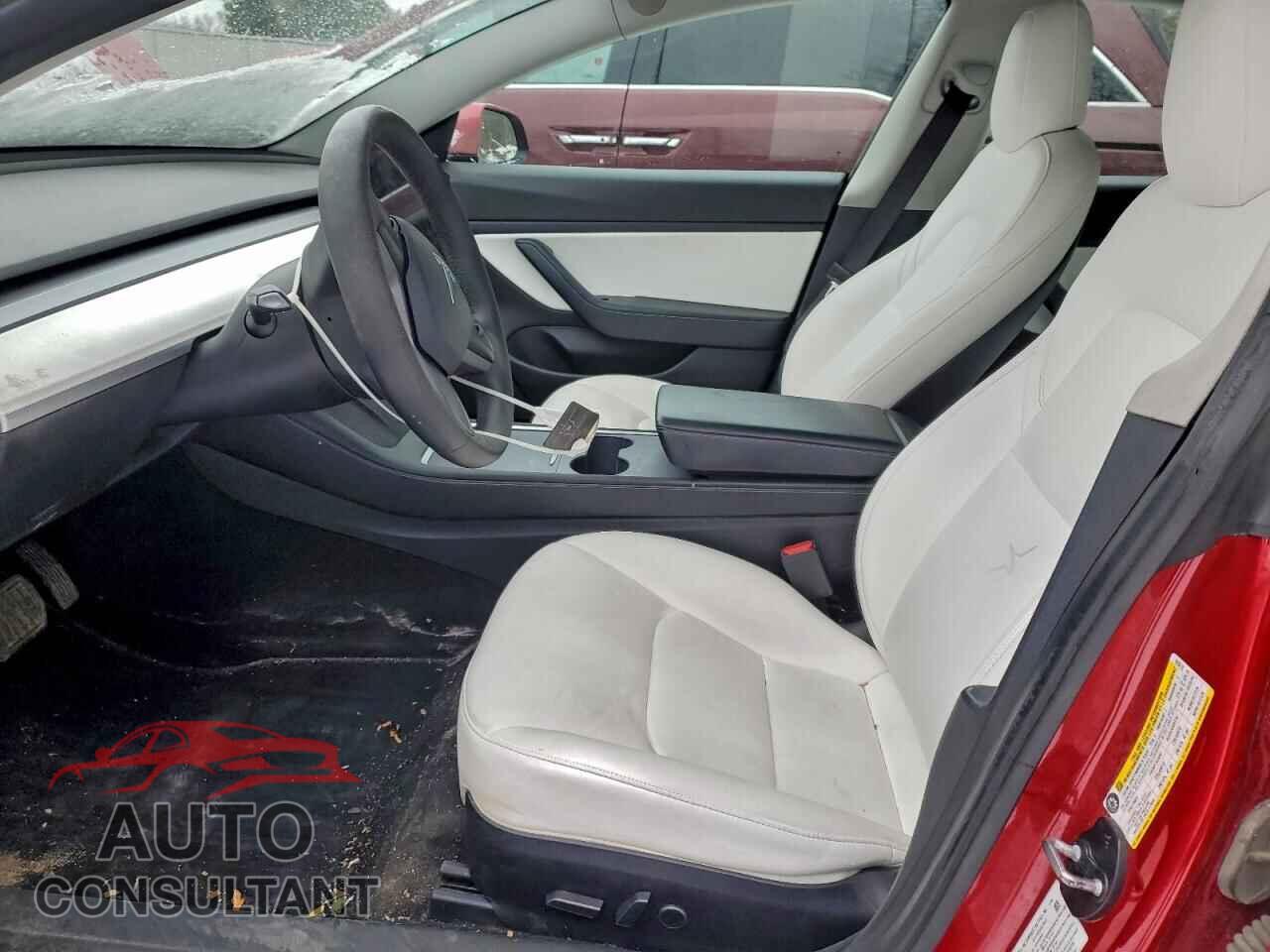 TESLA MODEL 3 2021 - 5YJ3E1EA2MF853318