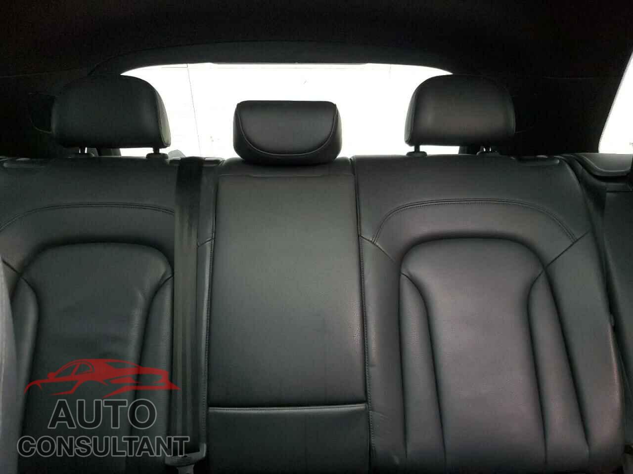 AUDI Q3 2016 - WA1GFCFS6GR008465