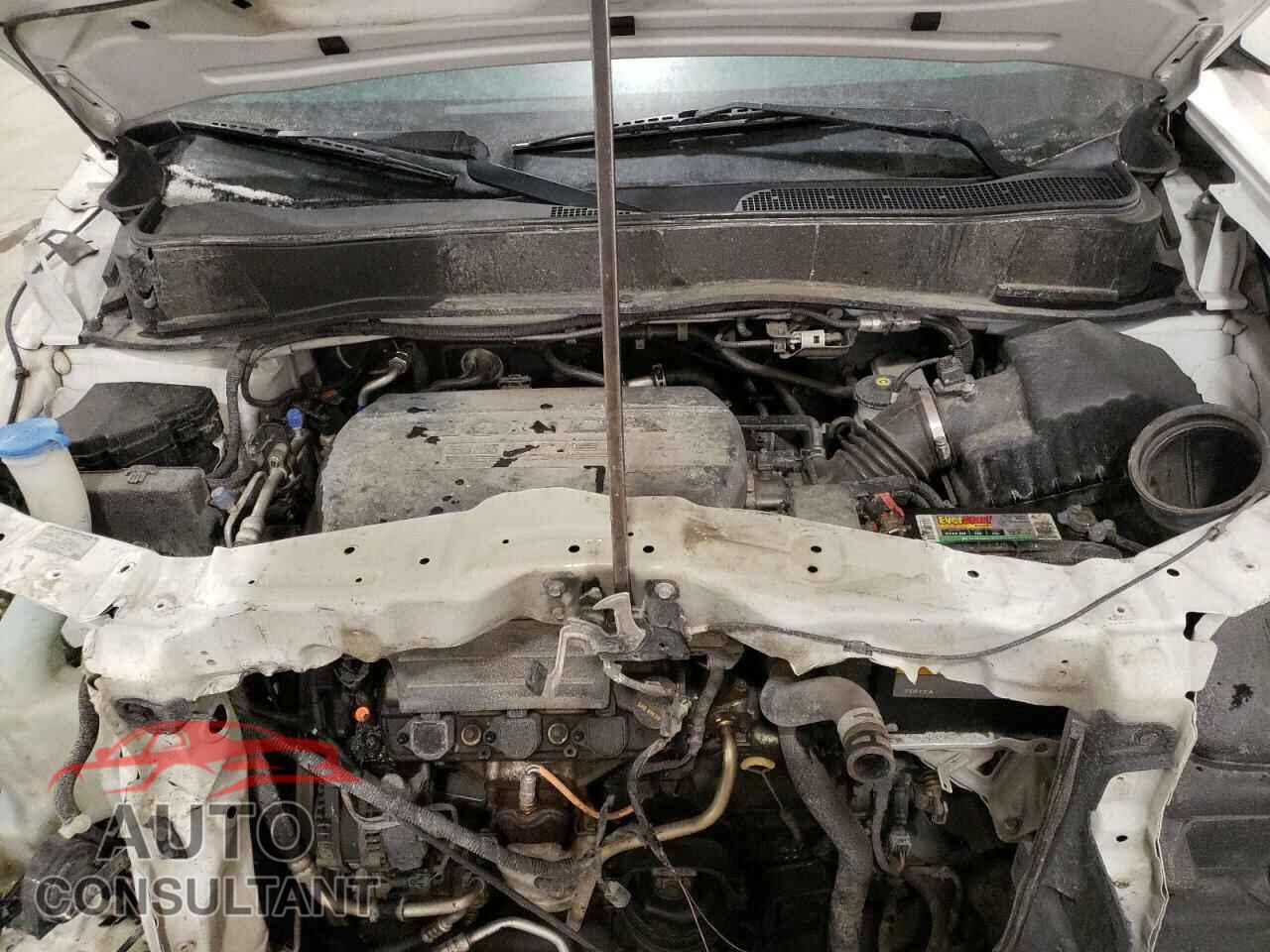HONDA PILOT 2015 - 5FNYF4H52FB021239