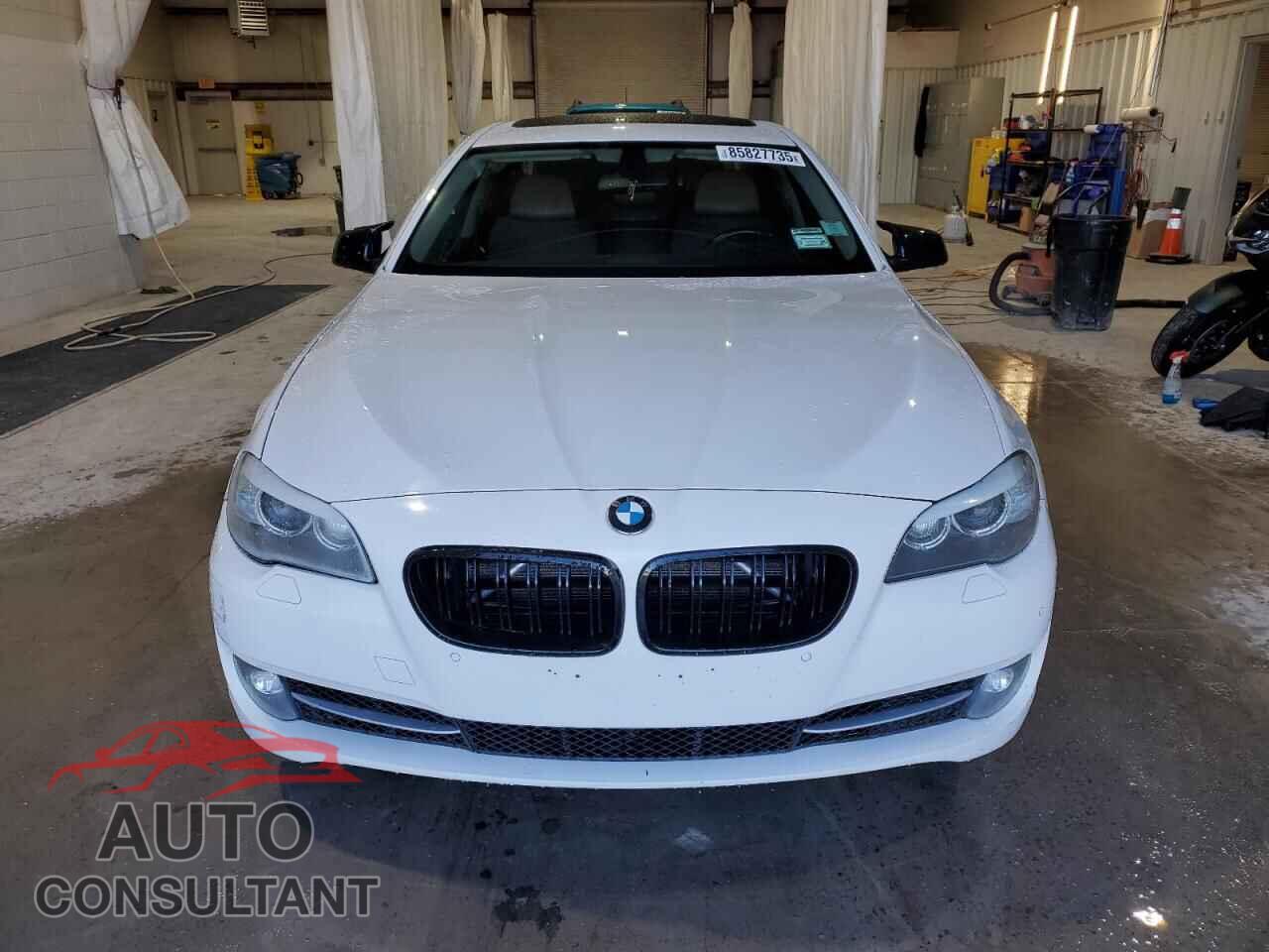BMW 5 SERIES 2012 - WBAFU7C50CDU64074