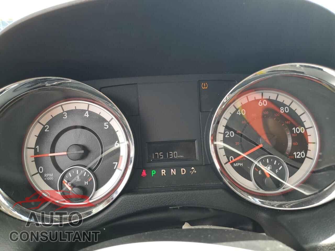 DODGE CARAVAN 2013 - 2C4RDGBG8DR600968