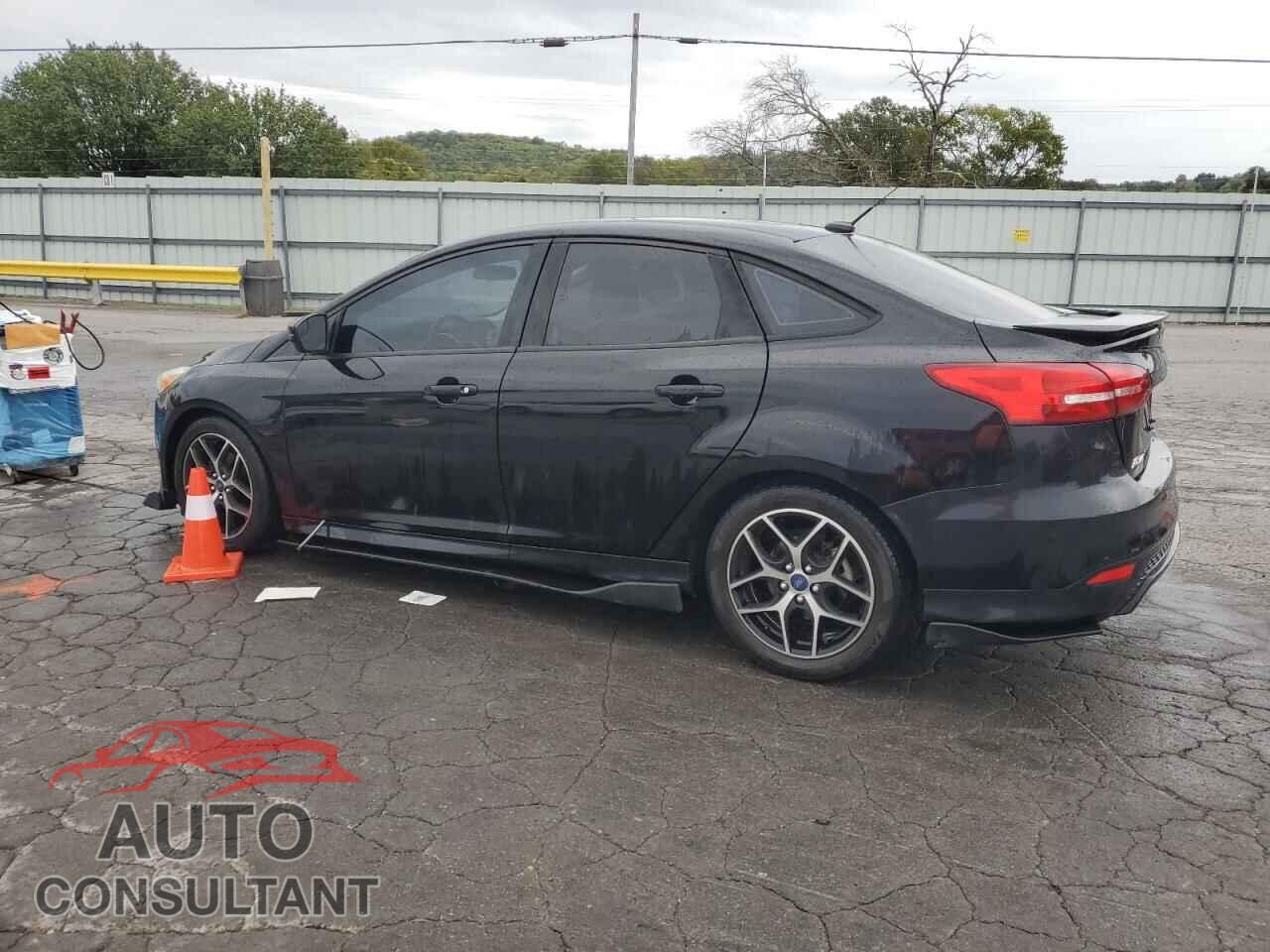 FORD FOCUS 2016 - 1FADP3F26GL356460