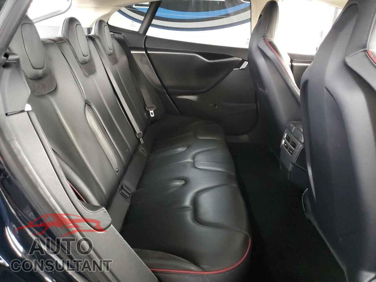 TESLA MODEL S 2013 - 5YJSA1CP0DFP08227