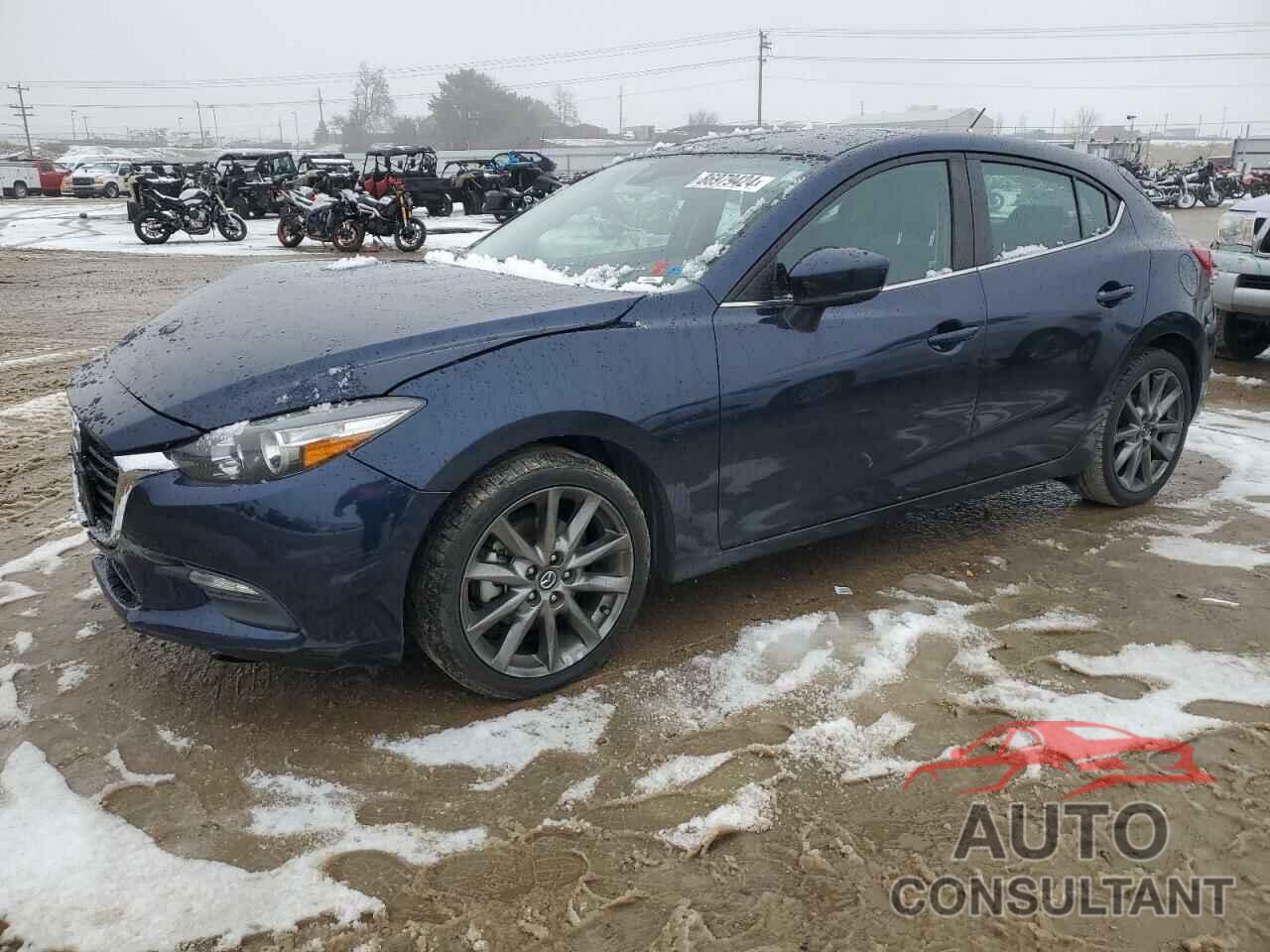 MAZDA 3 2018 - 3MZBN1L34JM210800